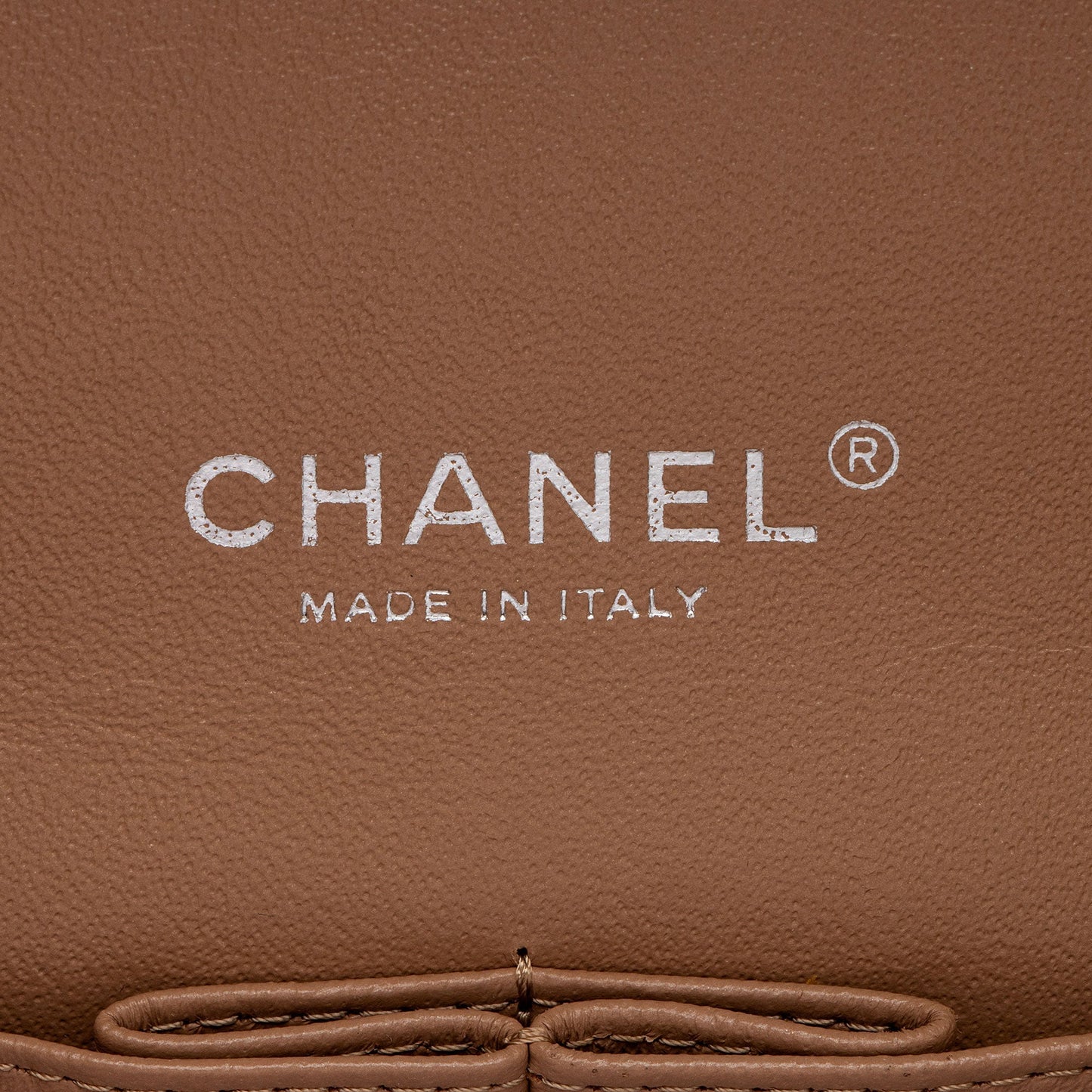 Chanel Patent Leather Classic Maxi Double Flap Bag (SHF-If9V1h)