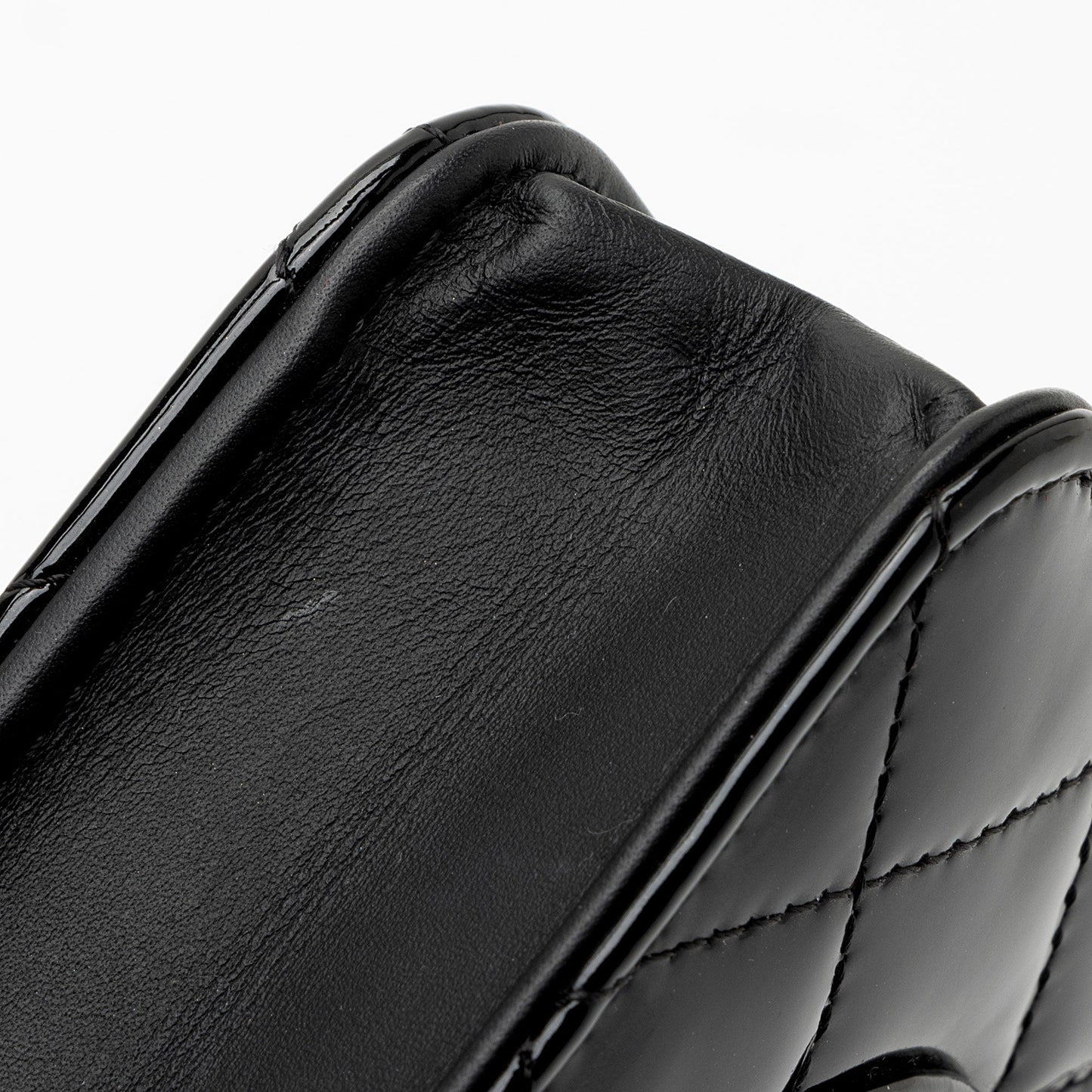 Chanel Patent Leather Classic Wallet on Chain (SHF-8fowjN)