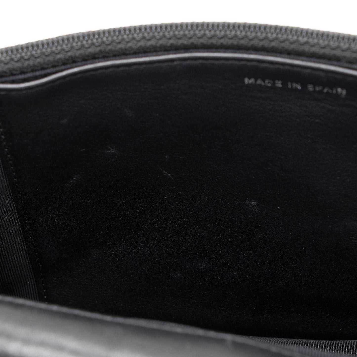 Chanel Patent Leather Classic Wallet on Chain (SHF-sMkM9h)