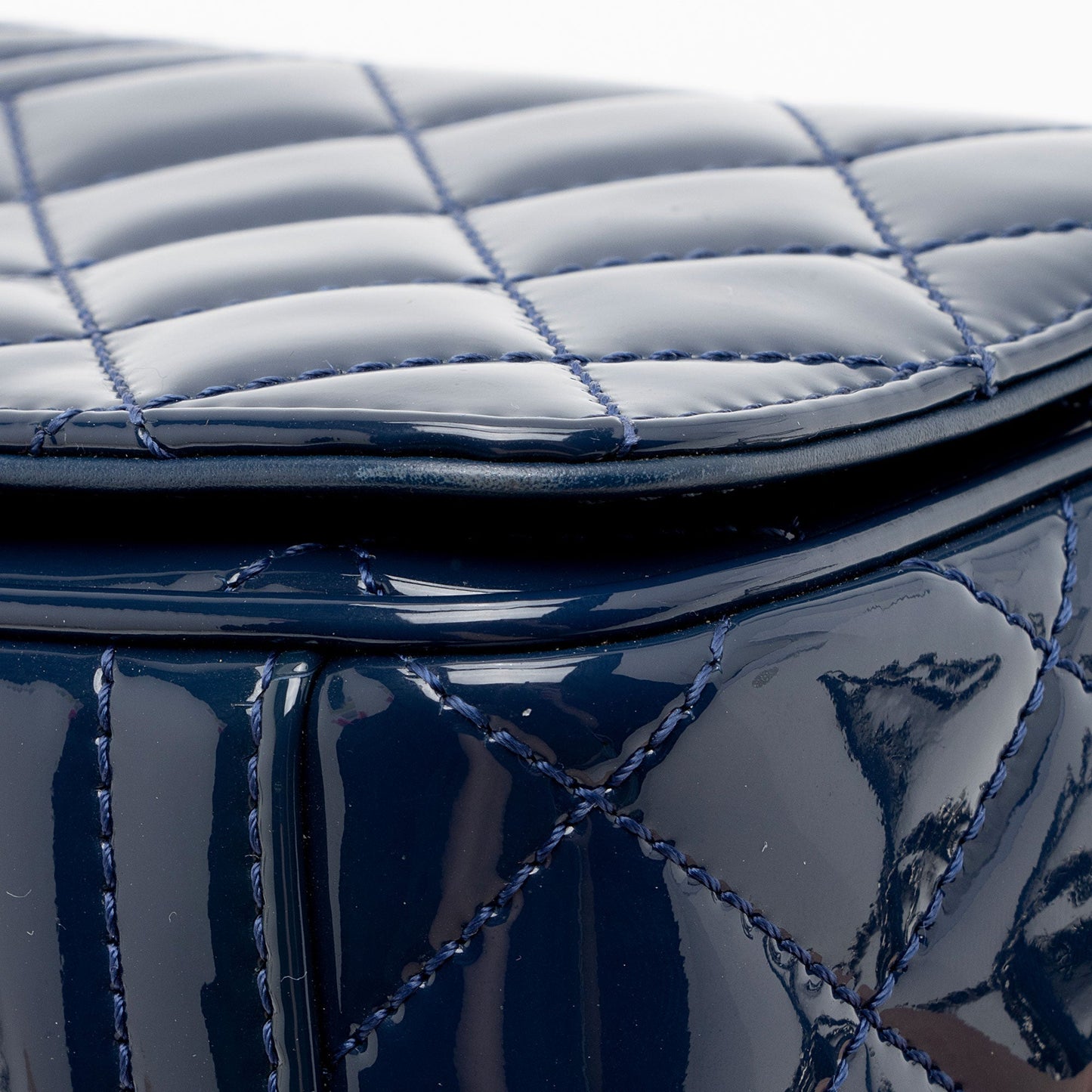 Chanel Patent Leather Coco Boy Small Flap Bag (SHF-mwPK8i)