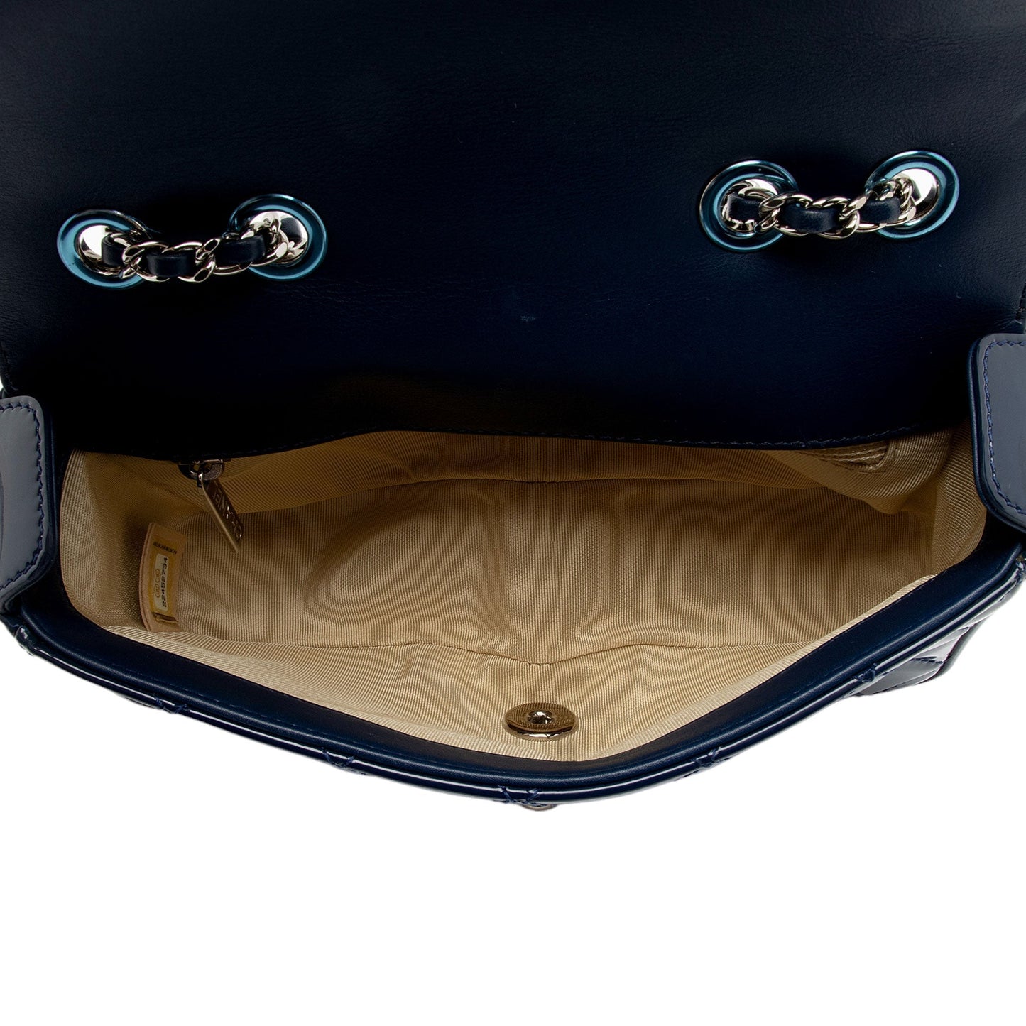 Chanel Patent Leather Coco Boy Small Flap Bag (SHF-mwPK8i)