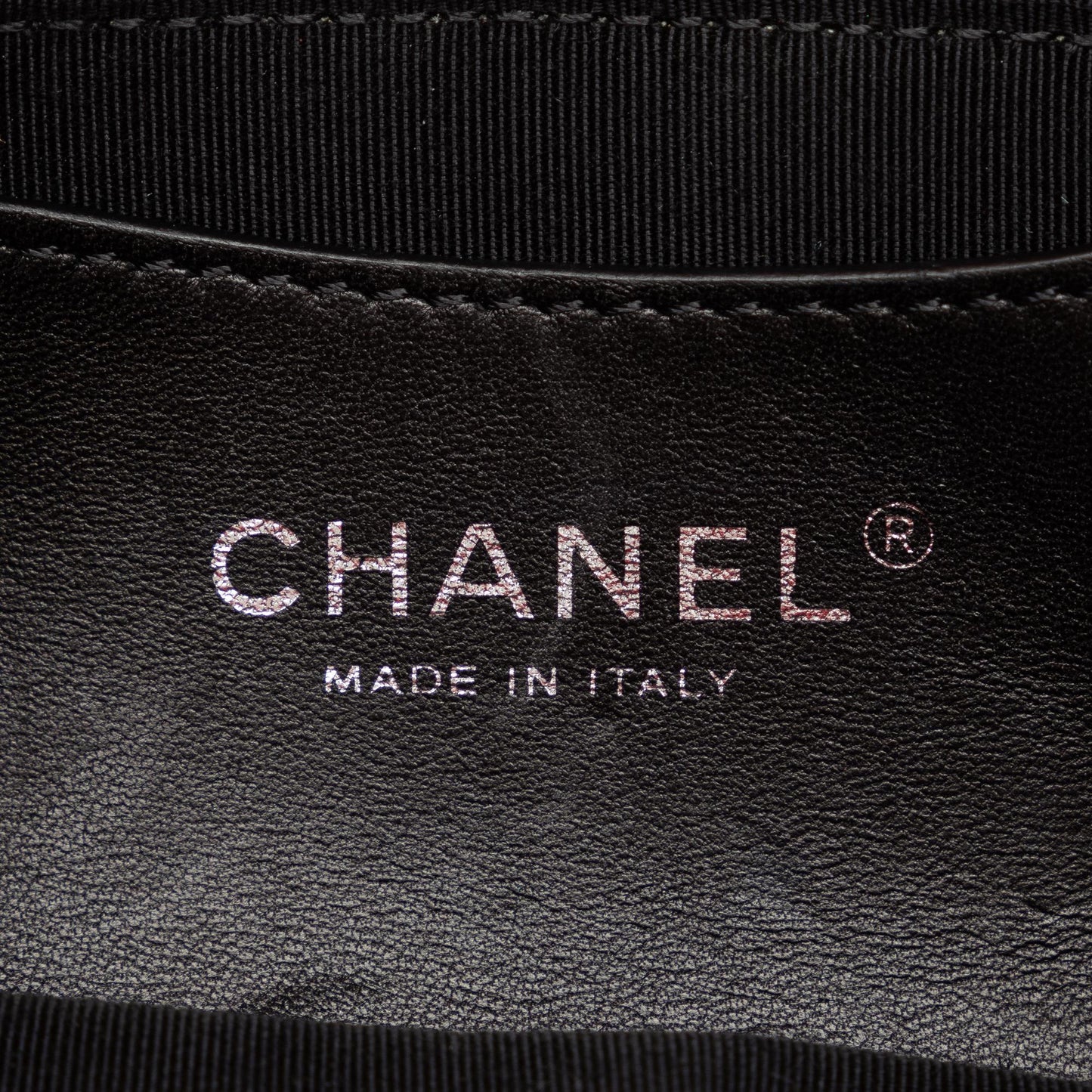 Chanel Small Patent Stitch Just Mademoiselle Bowling Bag (SHG-khBnsf)