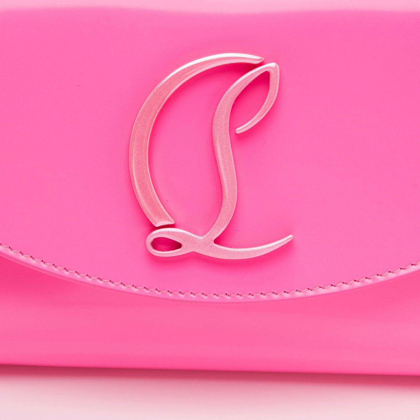 Christian Louboutin Patent Leather Loubi154 Chain Wallet (SHF-iRyKJP)