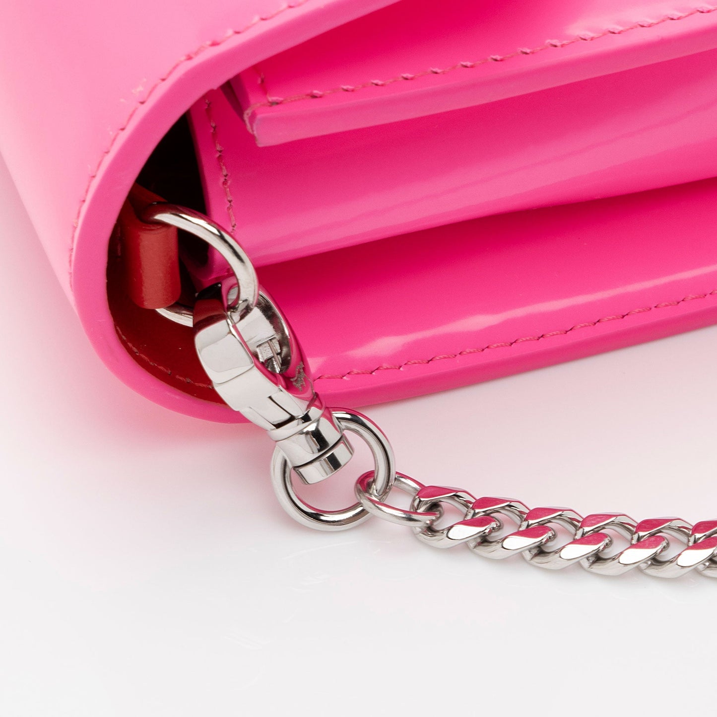 Christian Louboutin Patent Leather Loubi154 Chain Wallet (SHF-iRyKJP)
