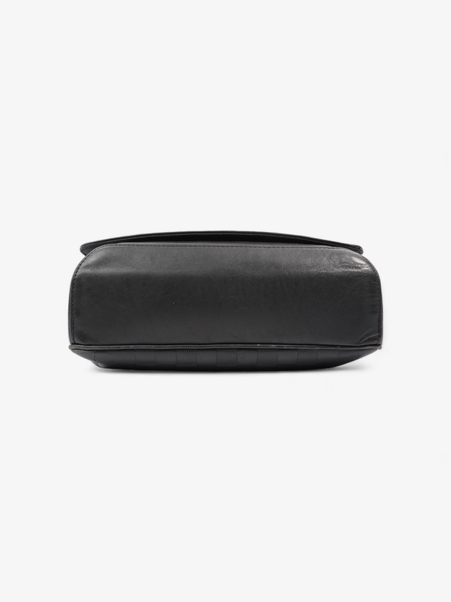 Louis Vuitton District Damier Infini Leather PM