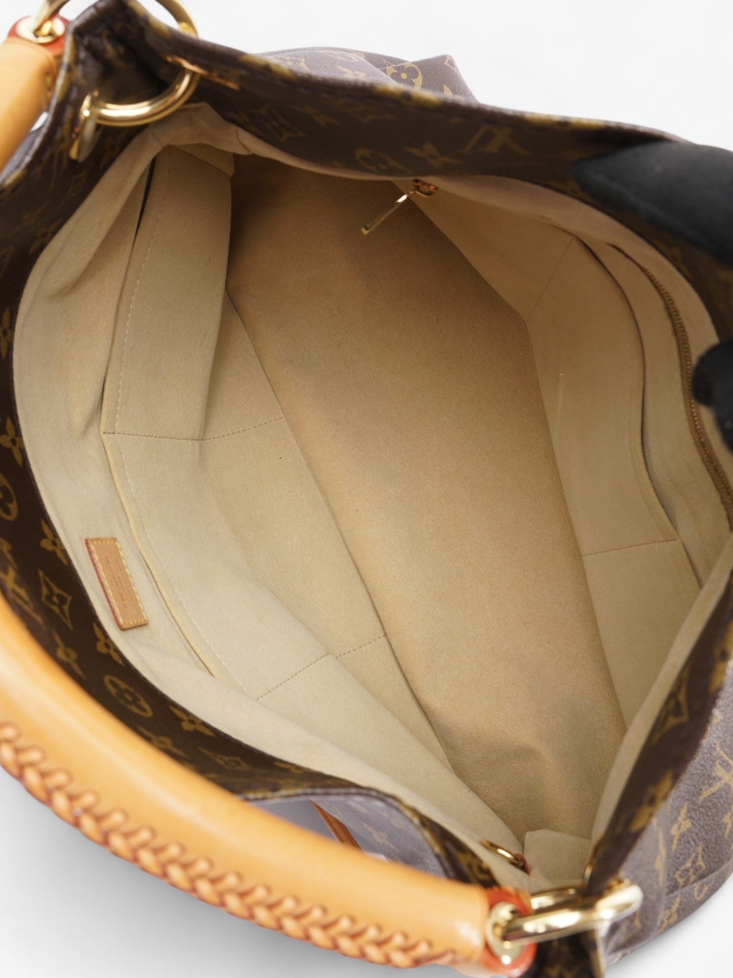 Louis Vuitton Artsy Monogram Canvas MM