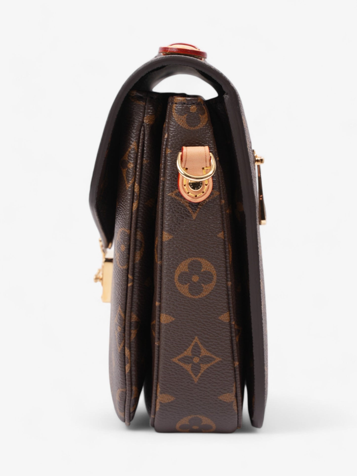 Louis Vuitton Pochette Metis Monogram Coated Canvas MM