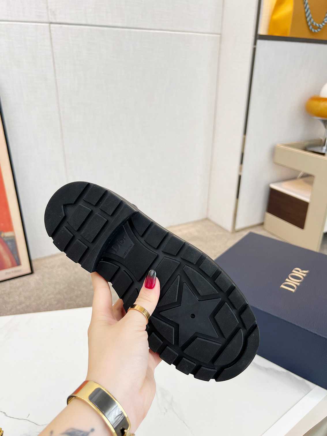 DD 30 GLMNTAIGNE ANKLE BOOT BLACK
