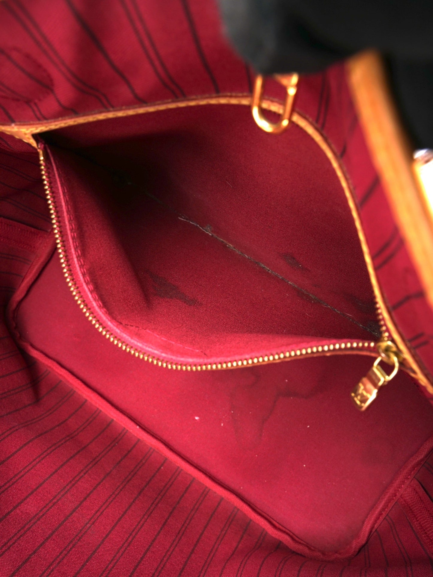 Louis Vuitton Neverfull Monogram Coated Canvas MM