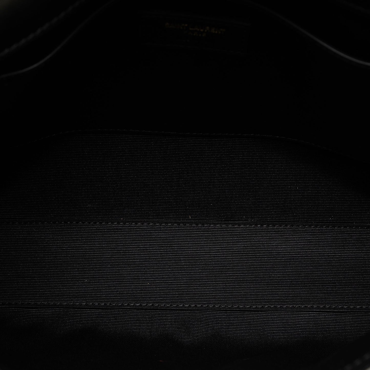 Yves Saint Laurent Manhattan Shoulder Bag Medium Black