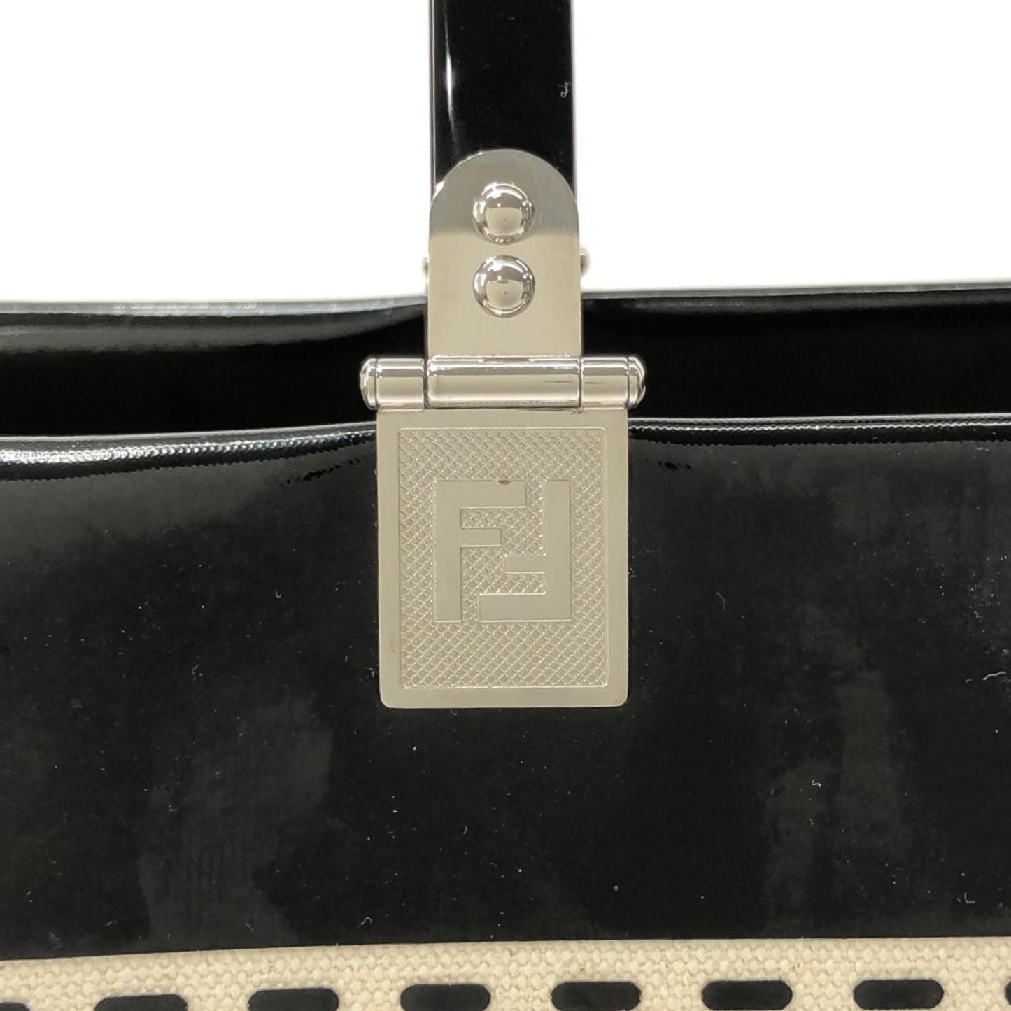 Fendi Medium Patent Sunshine Shopper Tote (SHG-bMcH3T)