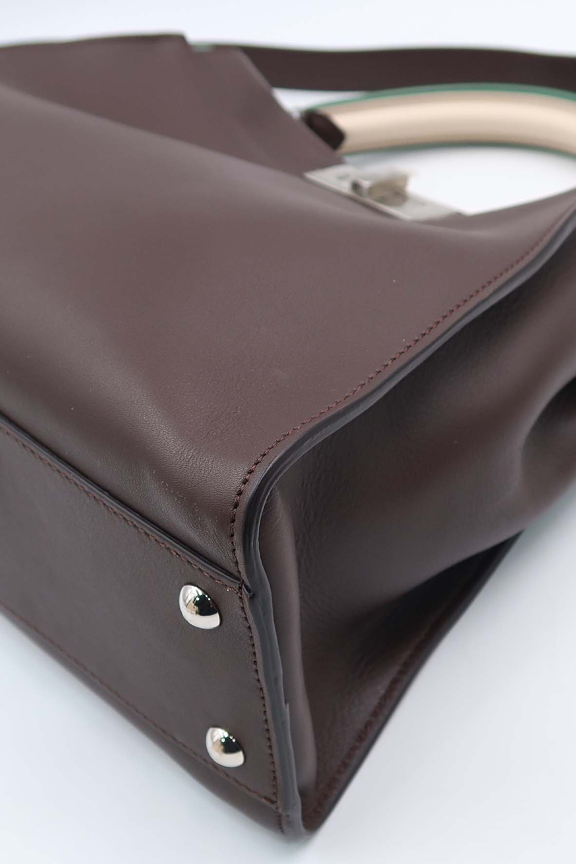Regular Peekaboo Brown, Green