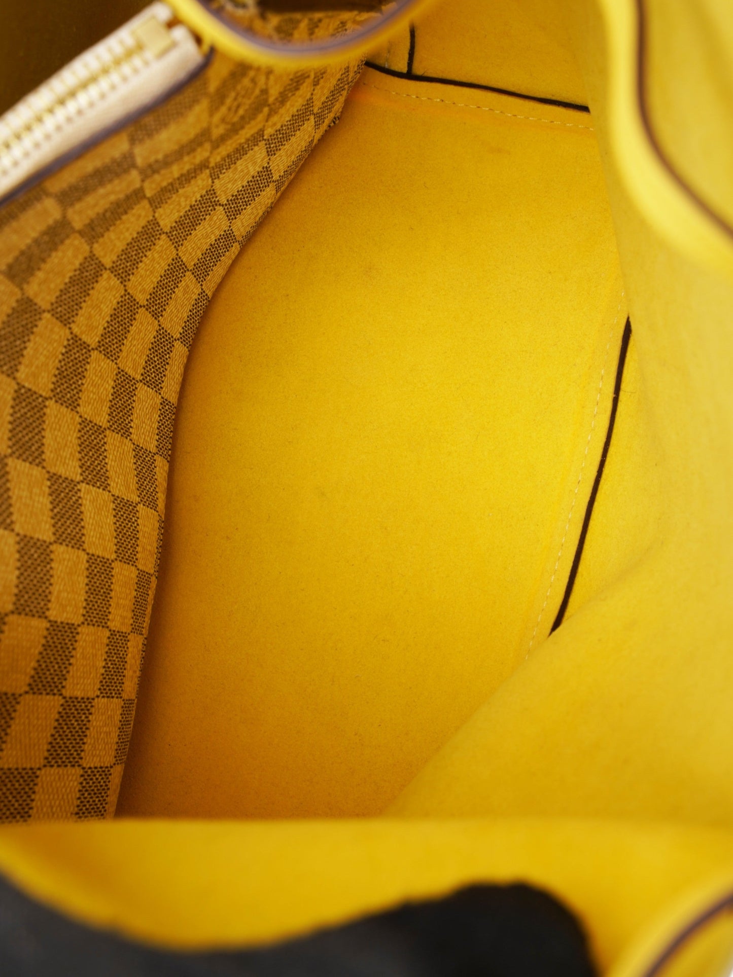 Louis Vuitton NeoNoe Damier Azur / Yellow Coated Canvas MM