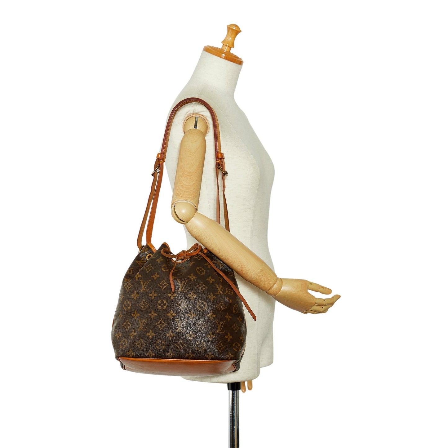 Louis Vuitton Petit NoÃƒÆ’Ã‚Â© Monogram Canvas