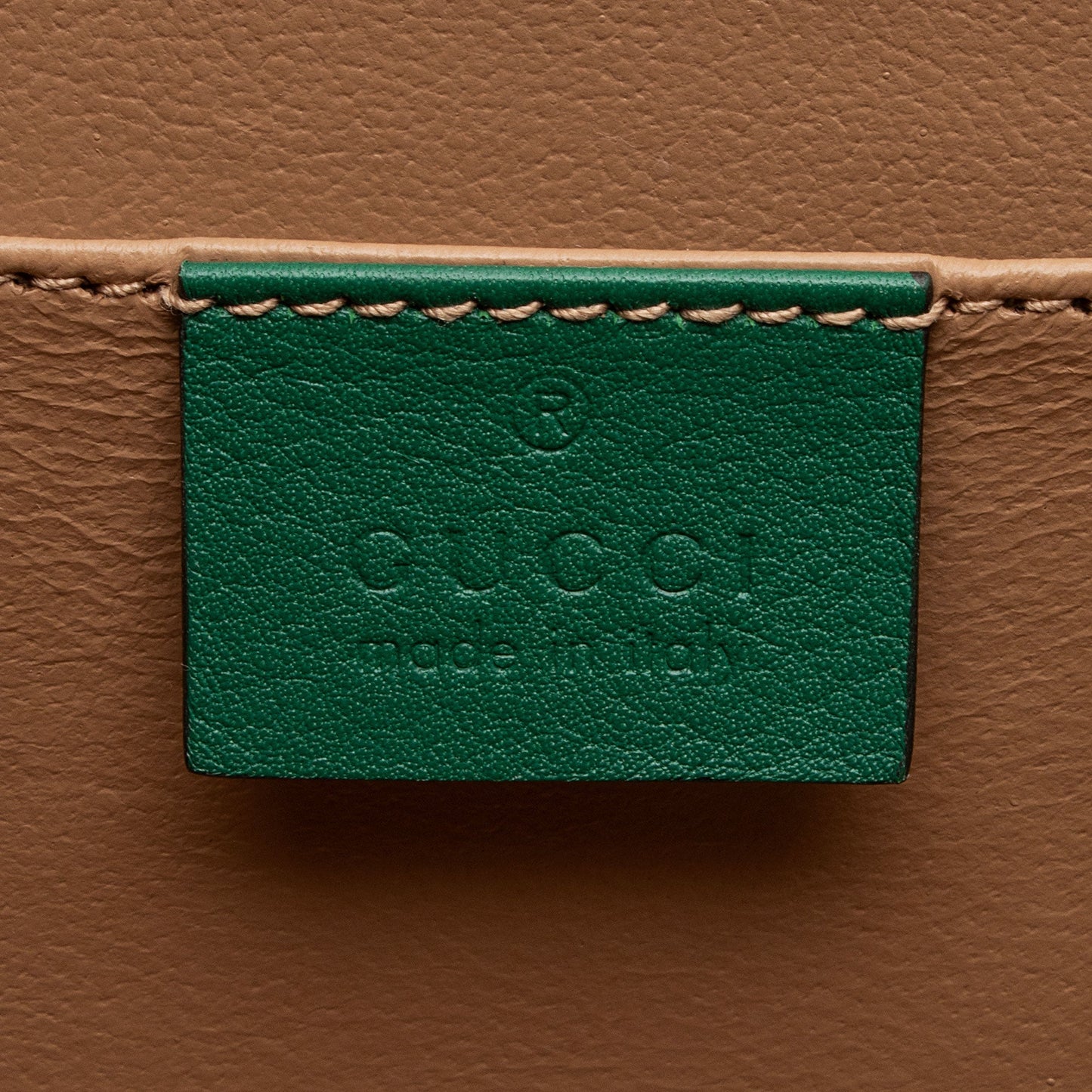 Gucci Patent Leather Sylvie 1969 Mini Top Handle (SHF-iiXdUI)