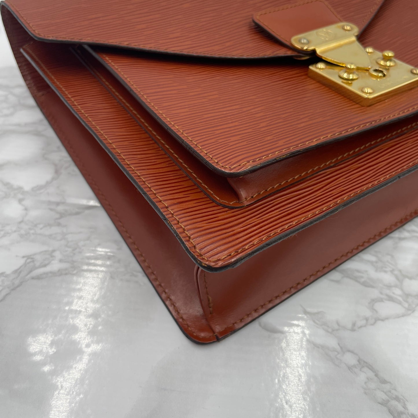 LOUIS VUITTON Epi Monceau
