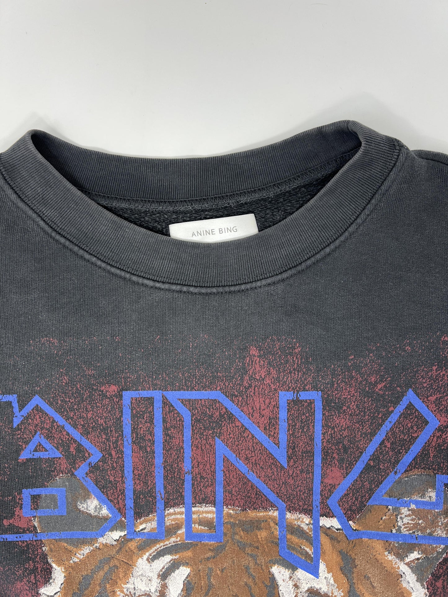 TIGER SWEATSHIRT - SIZE XS