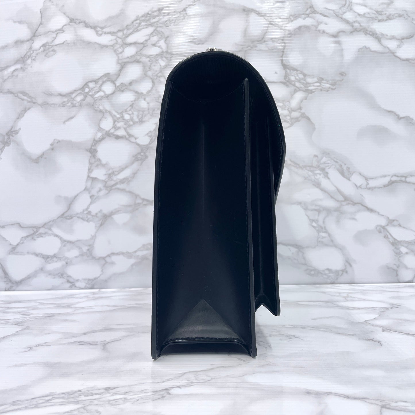 LOUIS VUITTON Epi Monceau