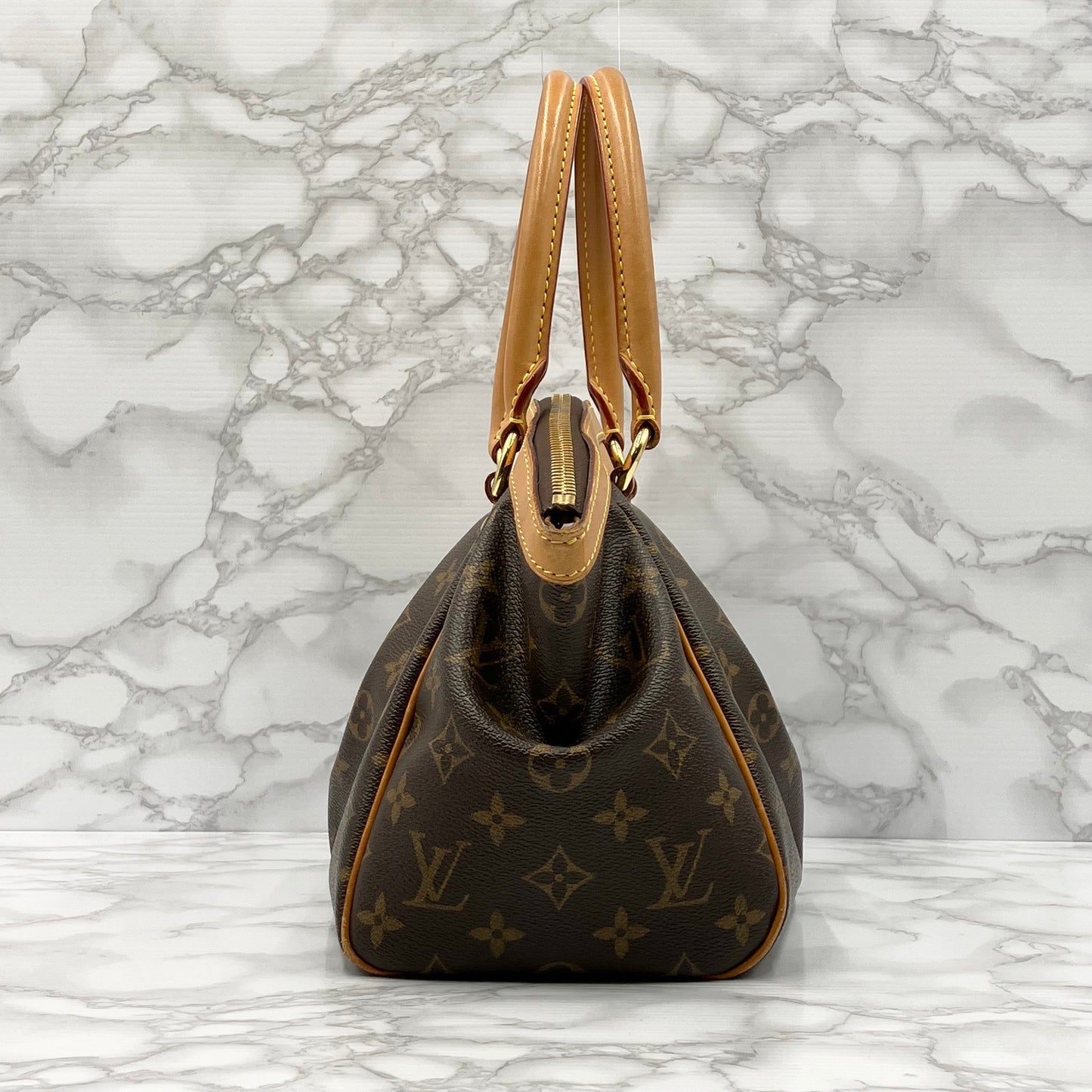 LOUIS VUITTON monogram Tivoli
