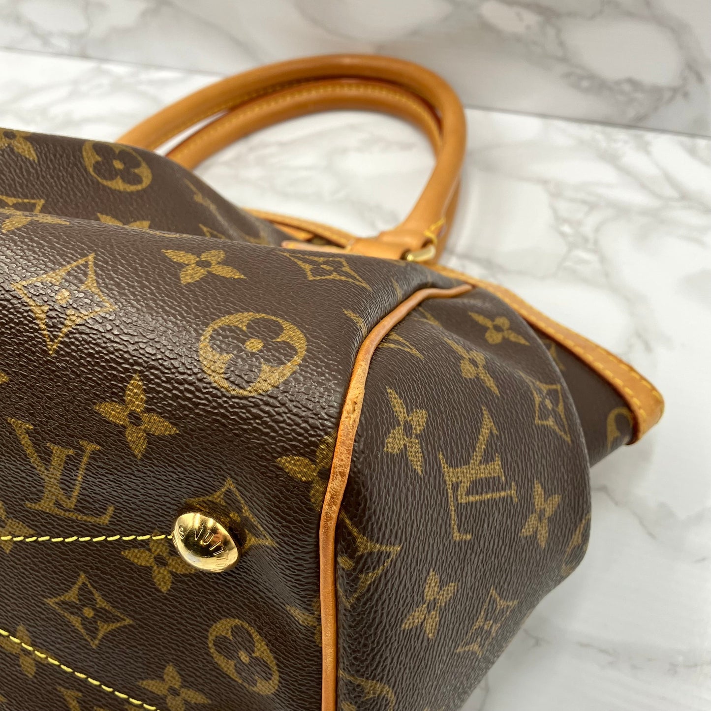 LOUIS VUITTON monogram Tivoli