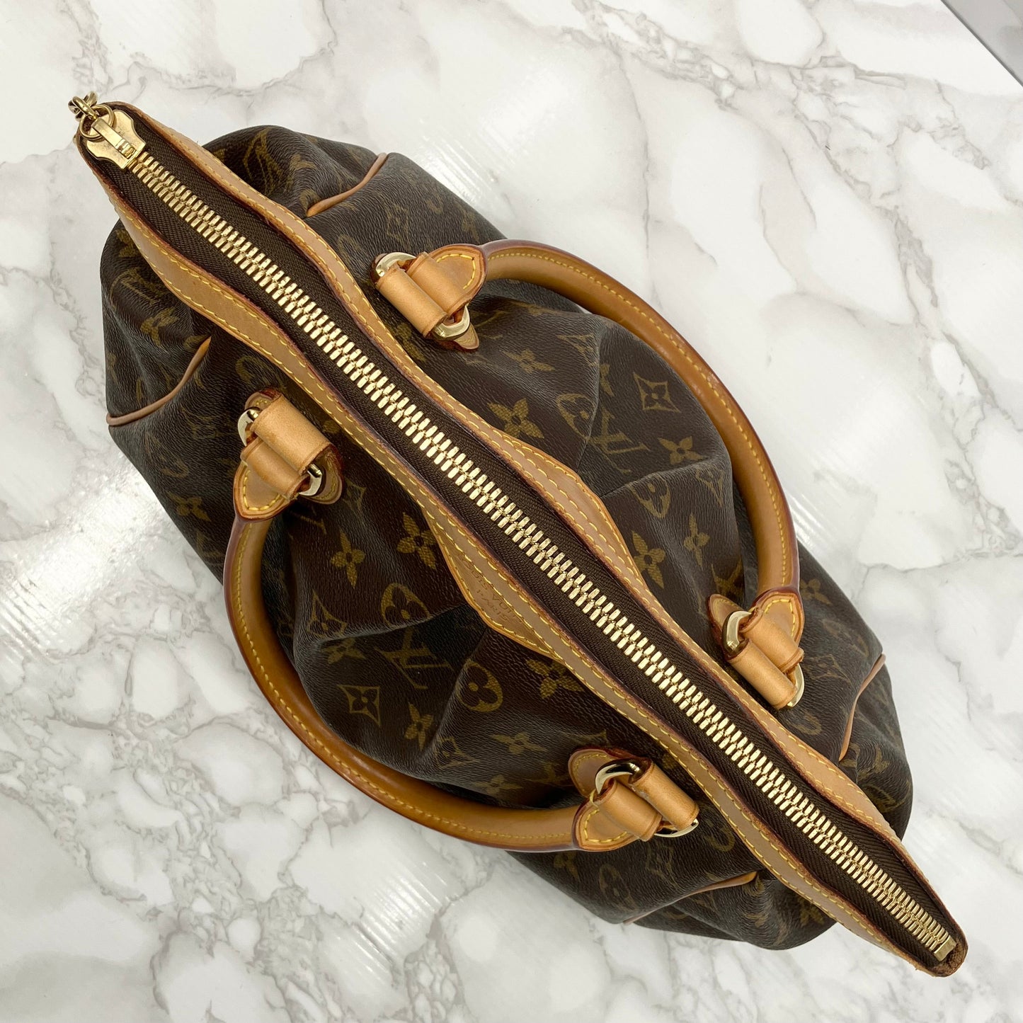 LOUIS VUITTON monogram Tivoli