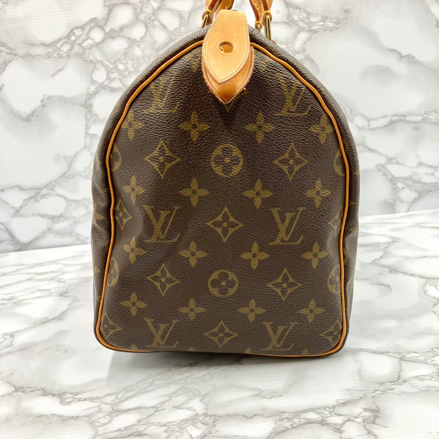 LOUIS VUITTON Monogram Speedy 30