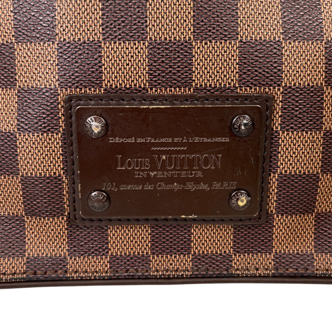 Men's Damier Ebene Brooklyn Pm Messenger Bag Brown