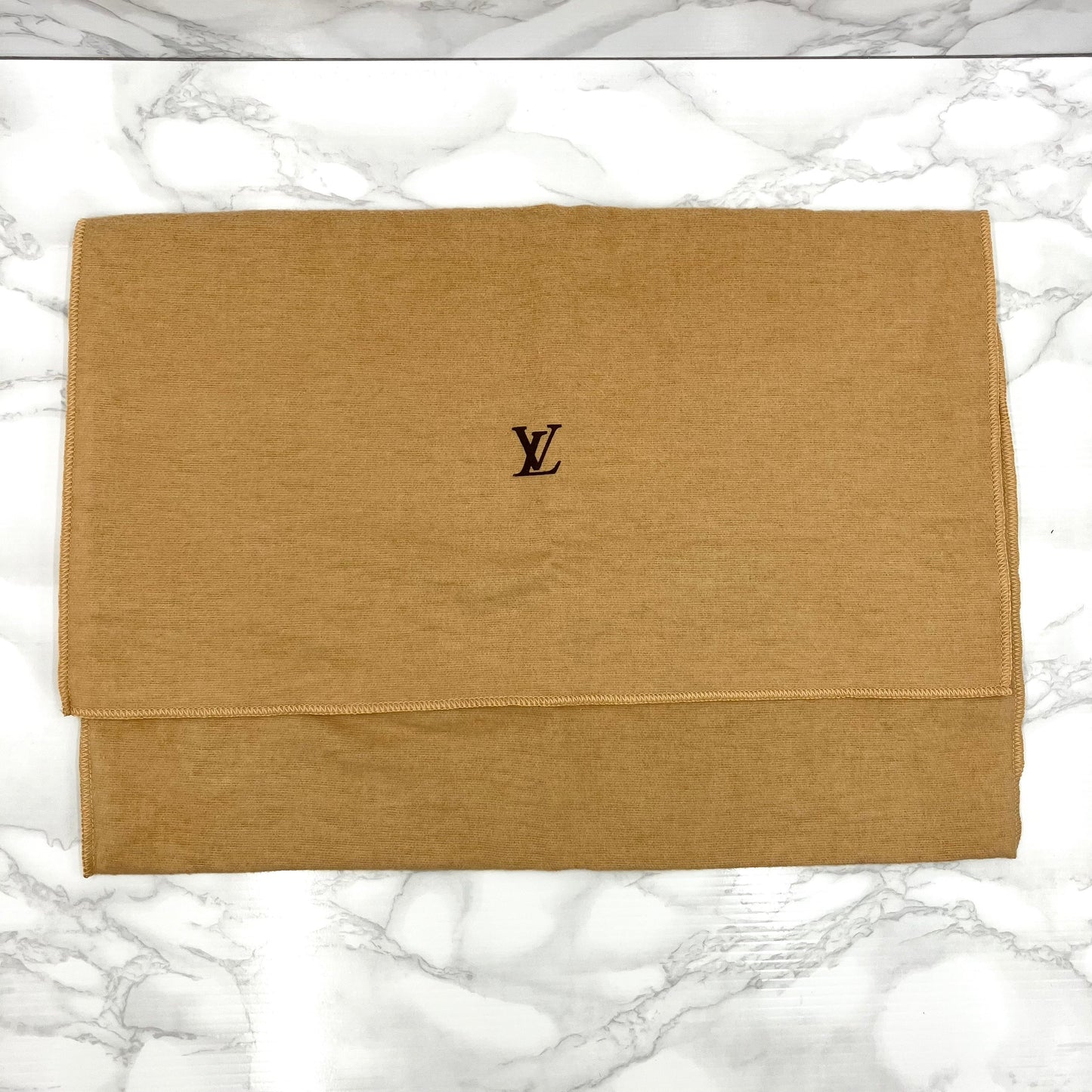 LOUIS VUITTON Damier Thames PM