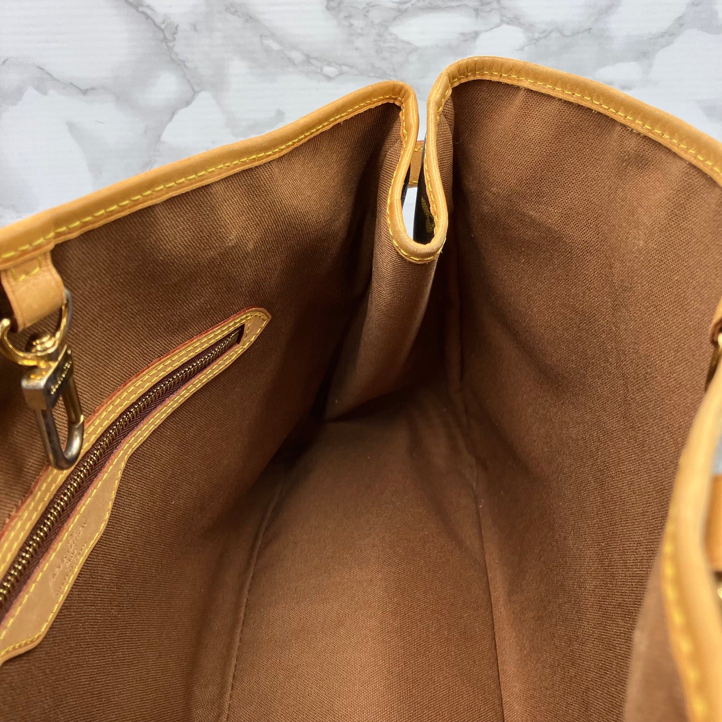 LOUIS VUITTON Monogram Batignolles Orizontal