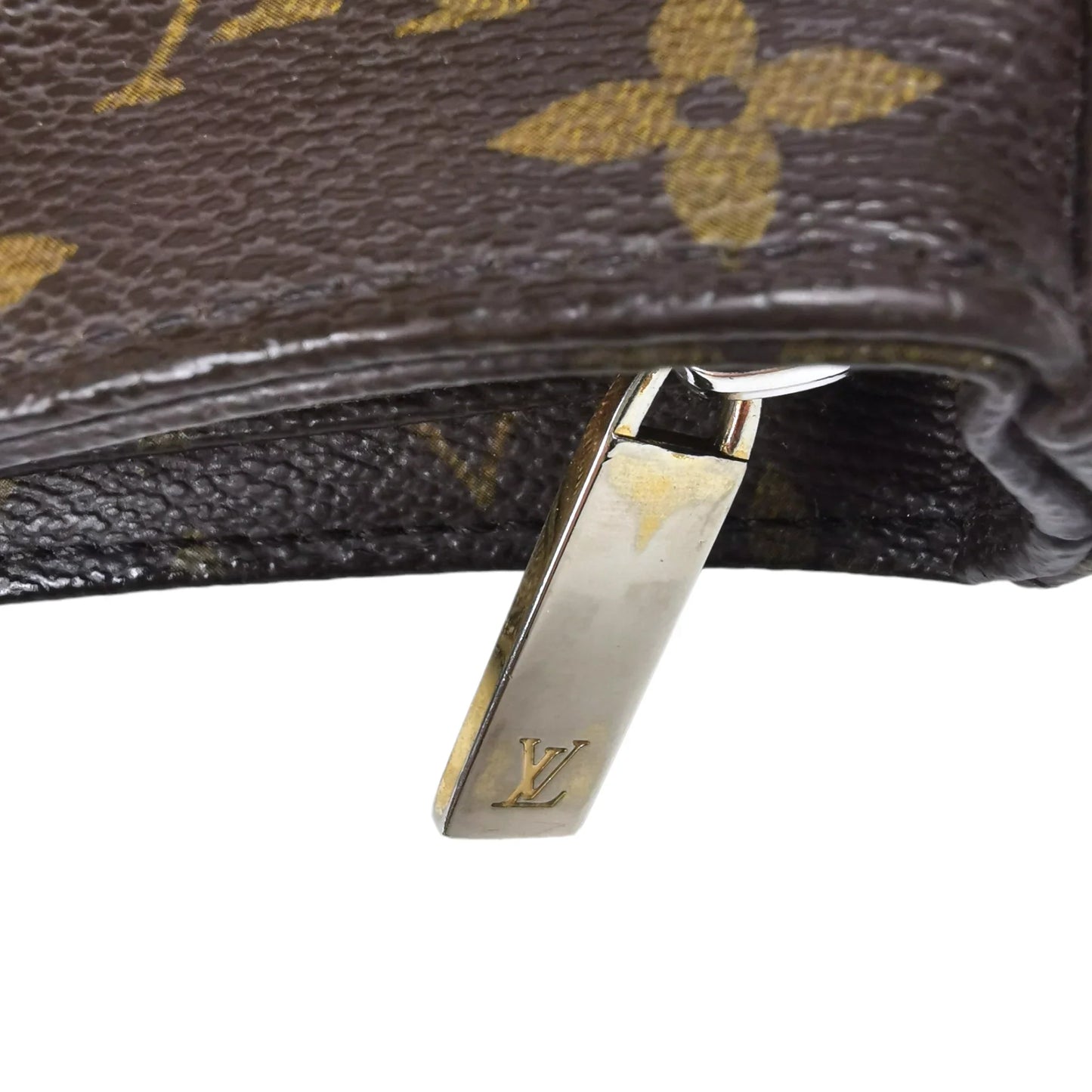 Louis Vuitton Looping MM Monogram Canvas