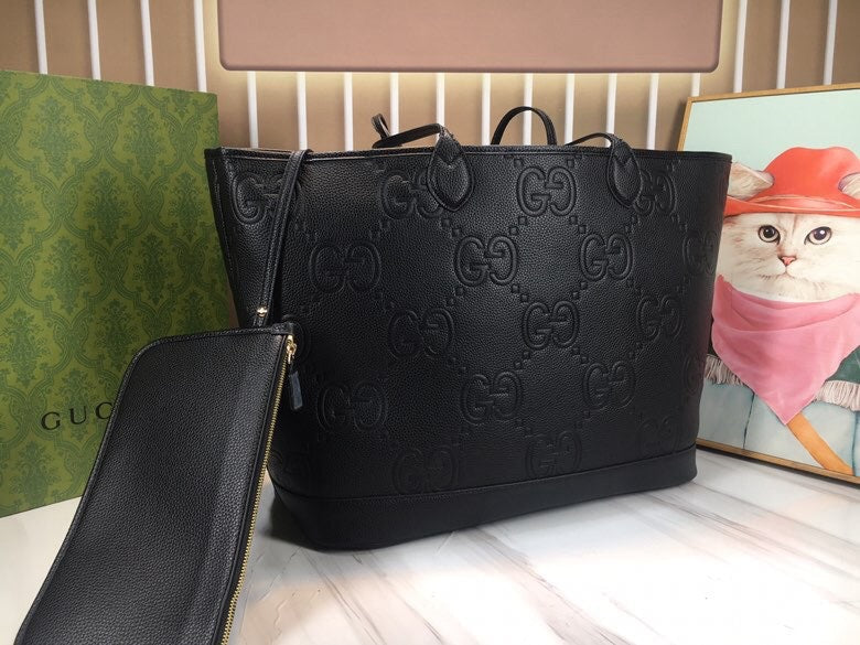 GC624 GG MatelassÃ© Medium Tote / 15.7x13x7.4inch
