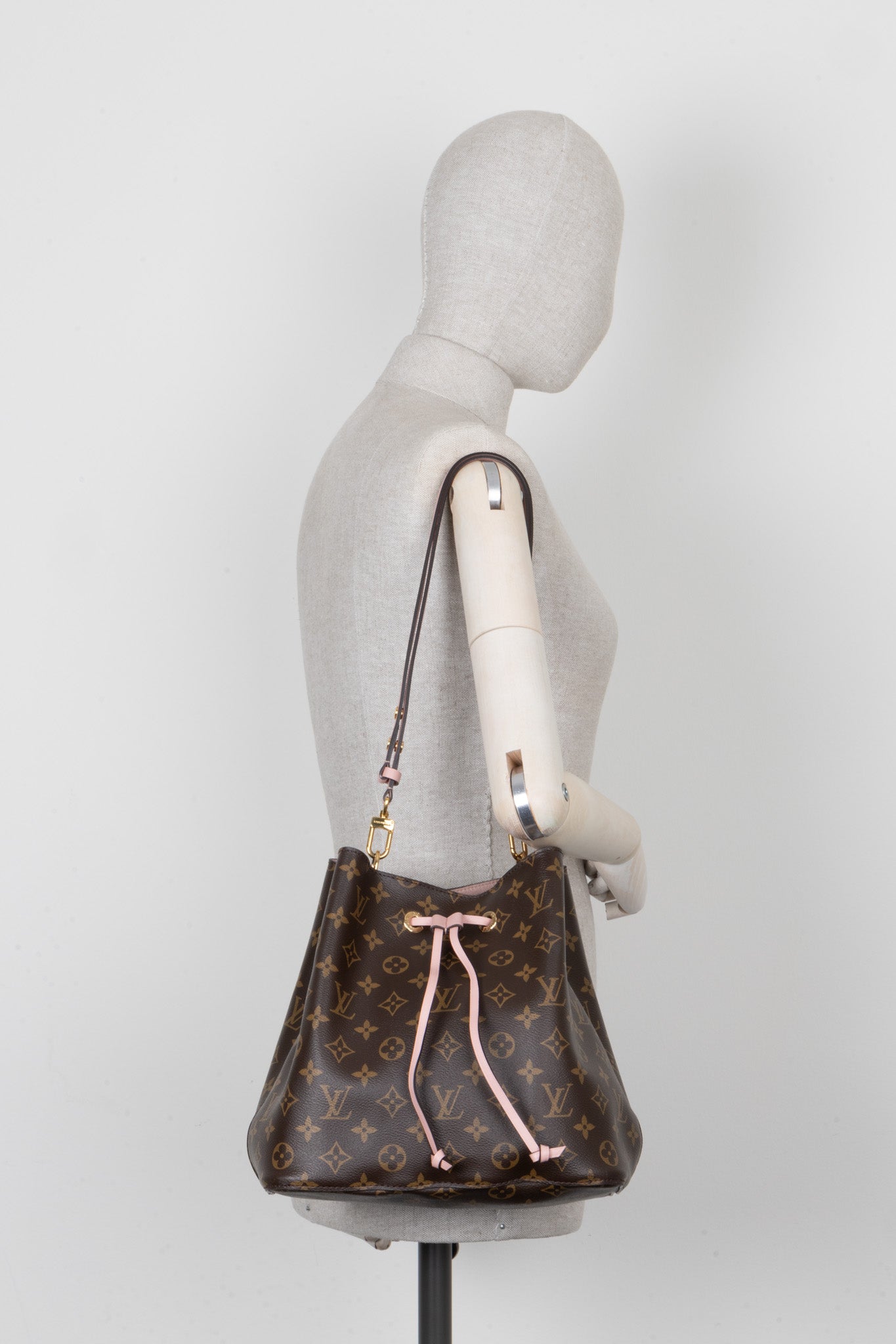 LOUIS VUITTON NÃ©o NoÃ© MM MNG Rose Poudre