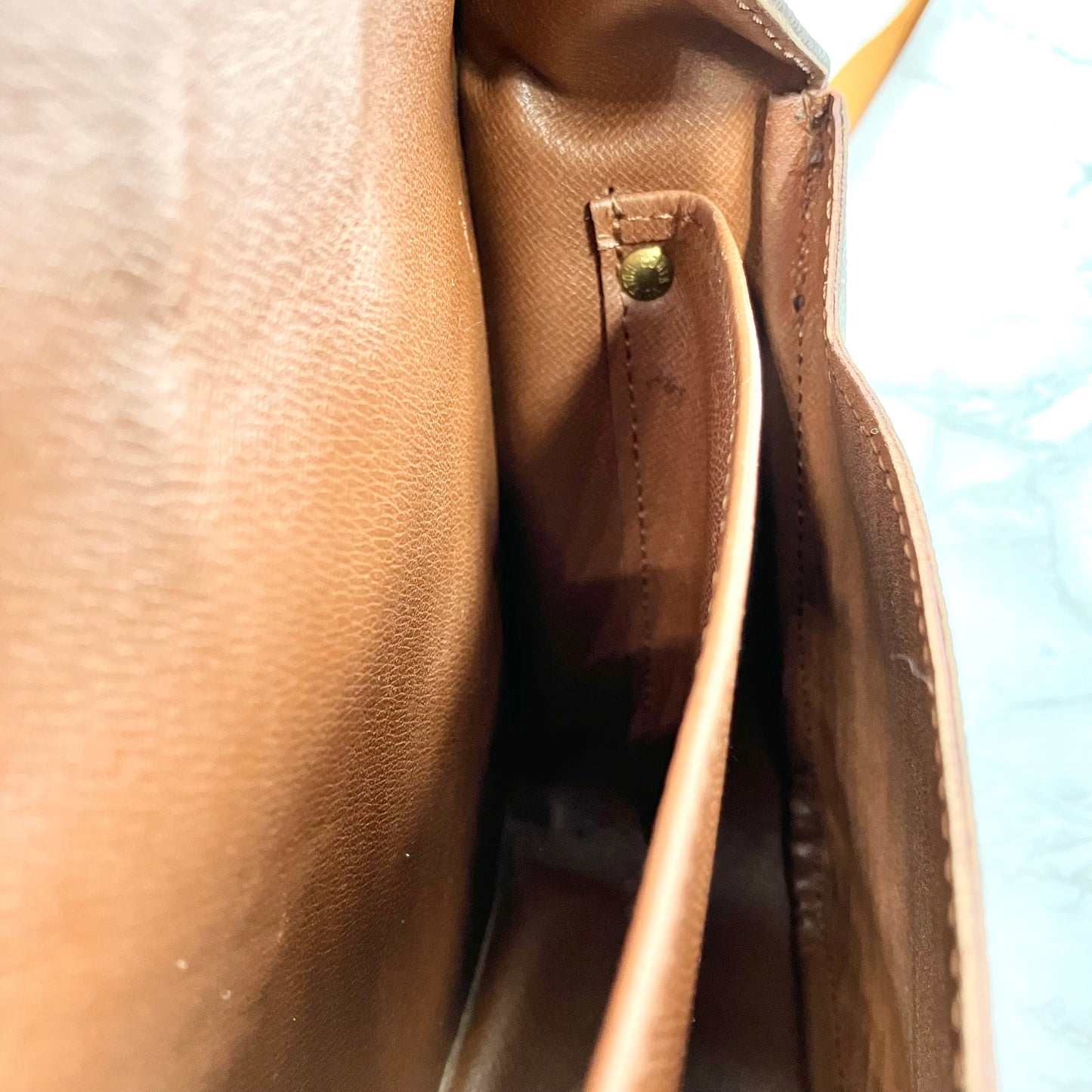 LOUIS VUITTON Monogram carte chele