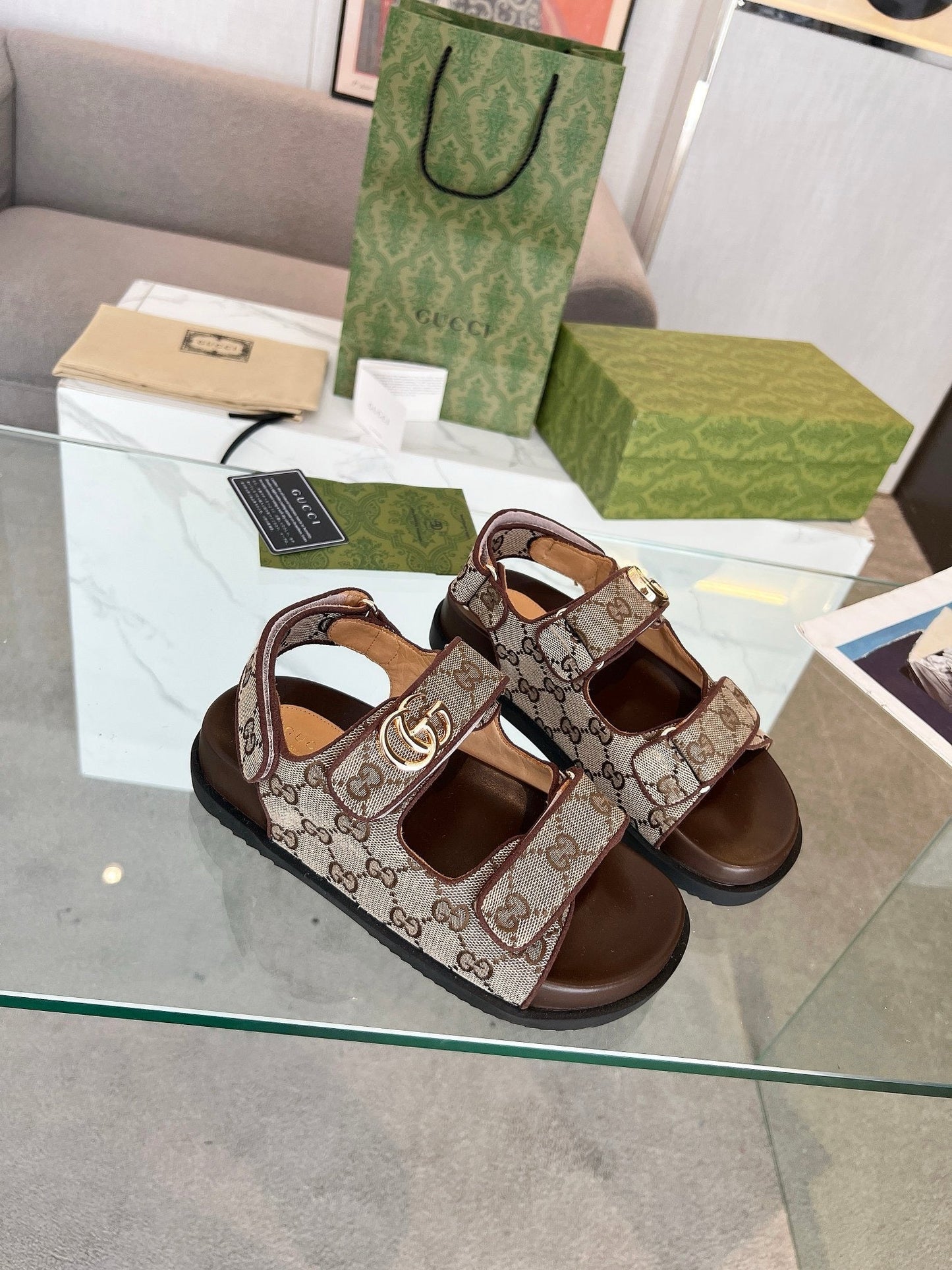 SE1336 Women's Double G Sandal / Size5-11