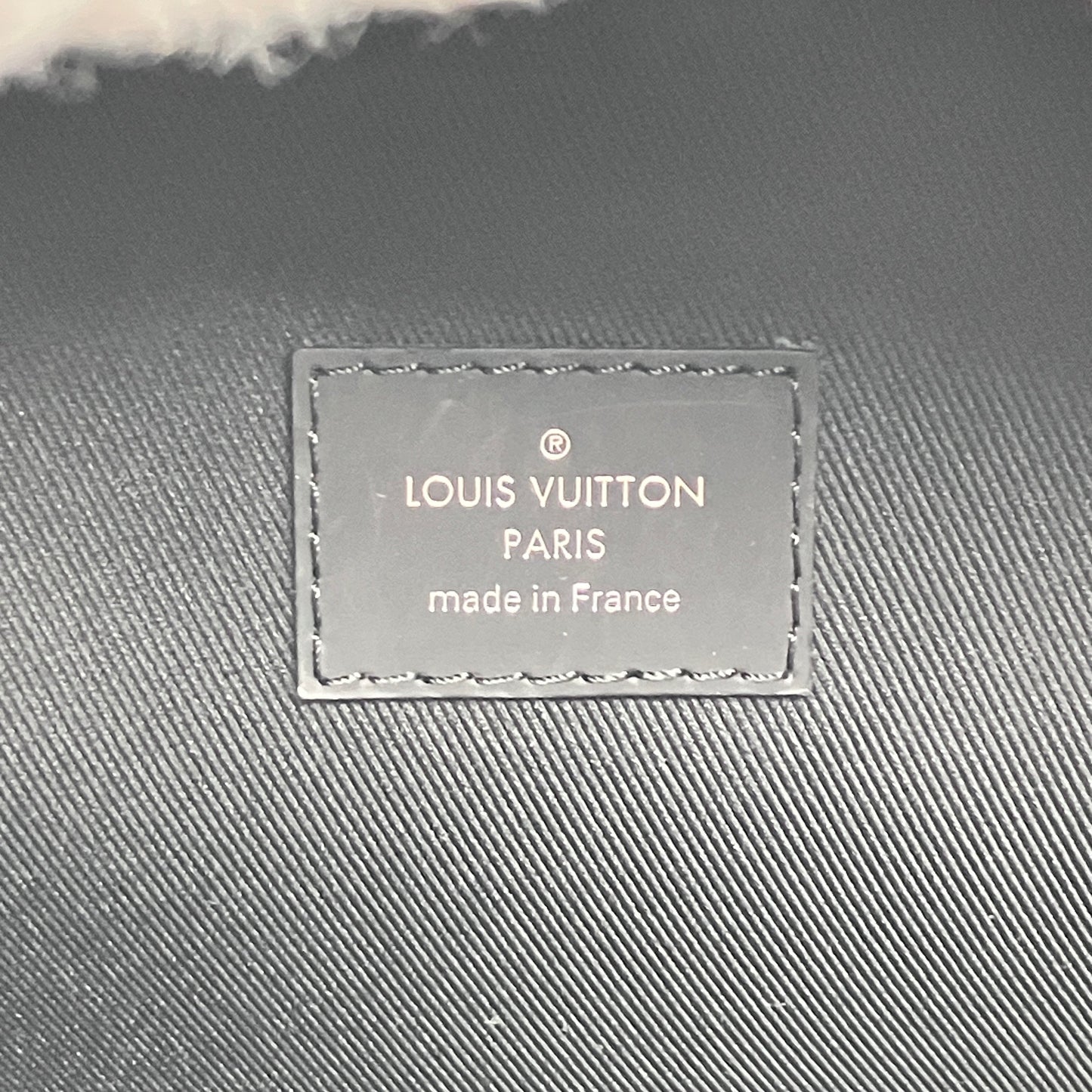 LOUIS VUITTON Damier Graphite Josh