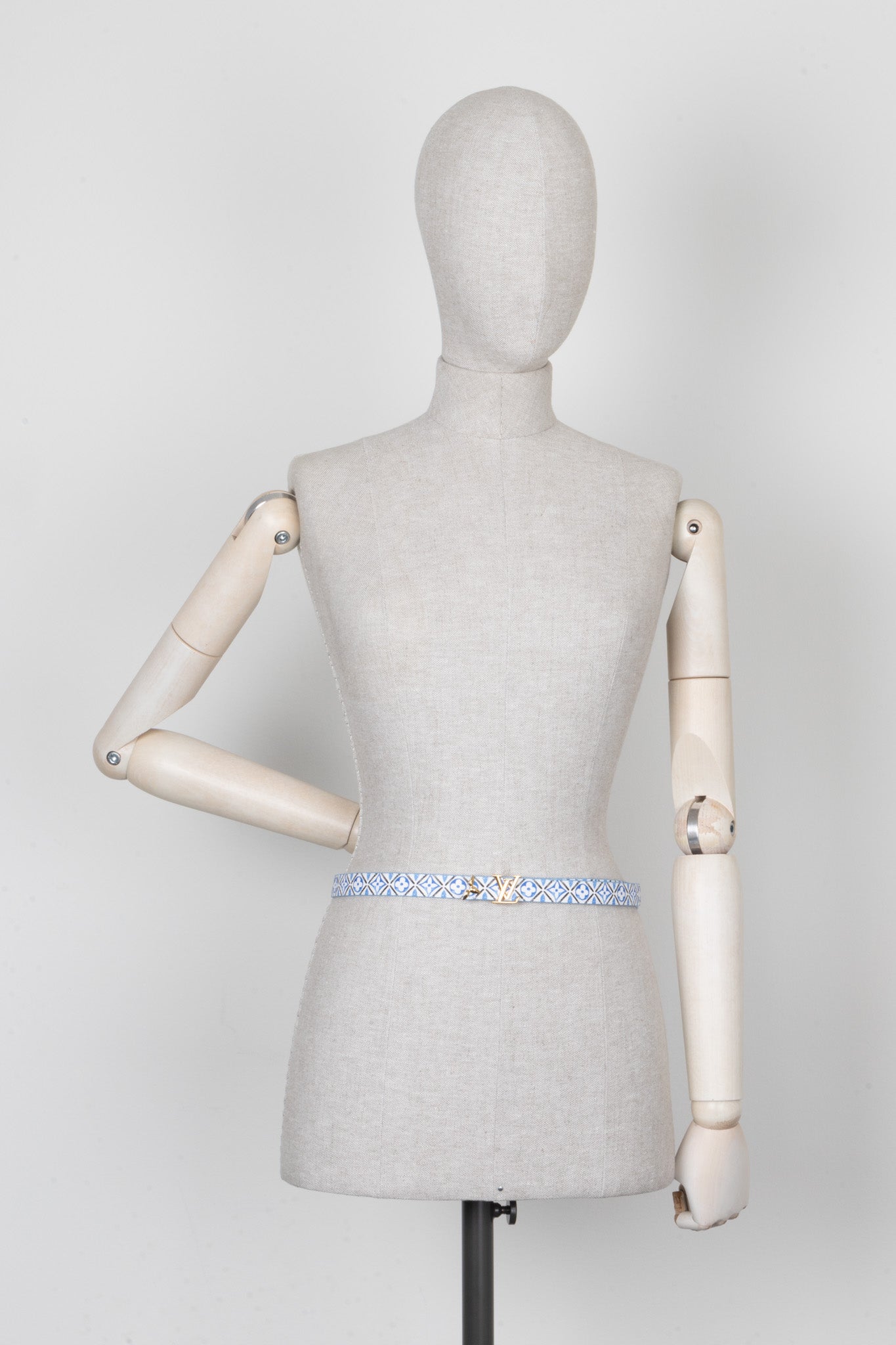LOUIS VUITTON Pretty LV Reversible Belt Blue