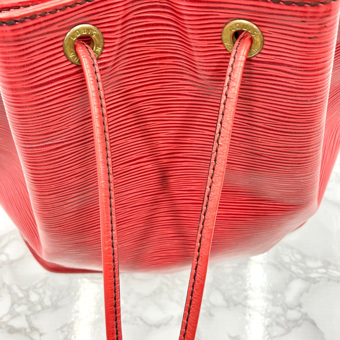 LOUIS VUITTON Epi petit noÃ©