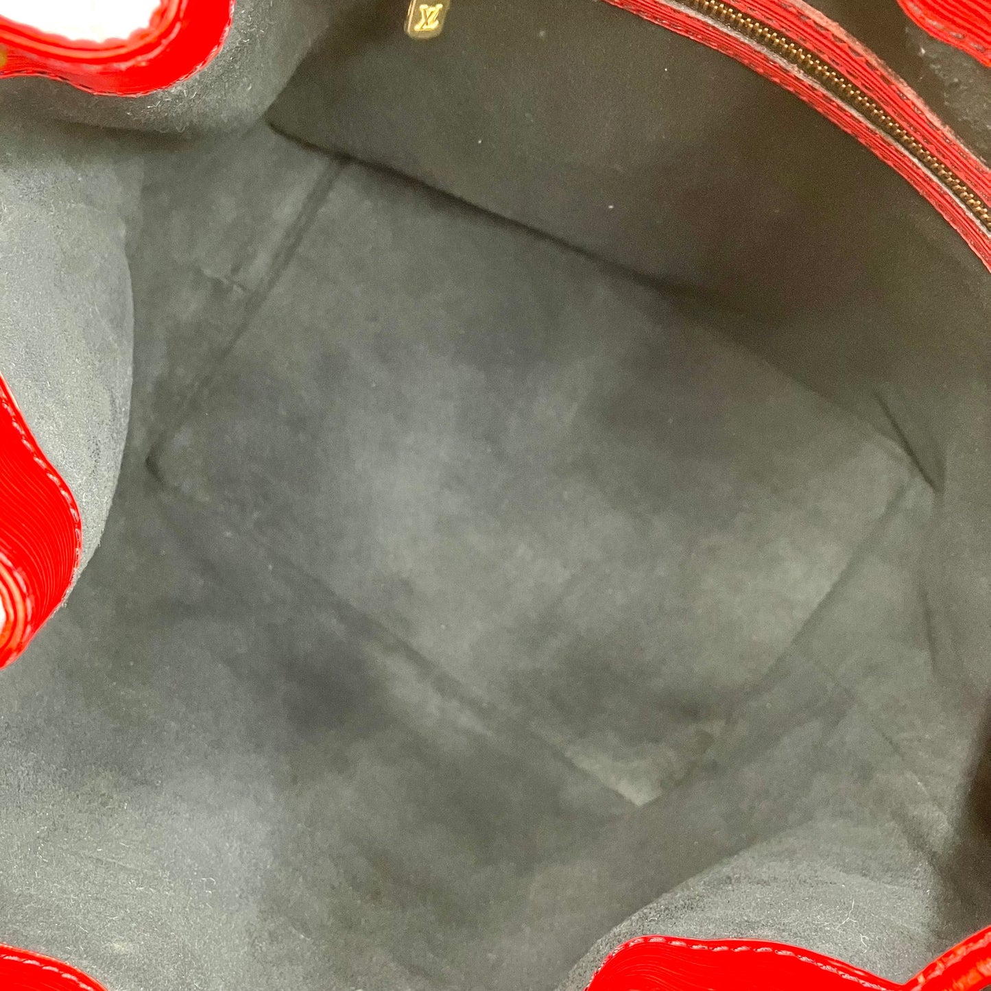 LOUIS VUITTON Epi petit noÃ©