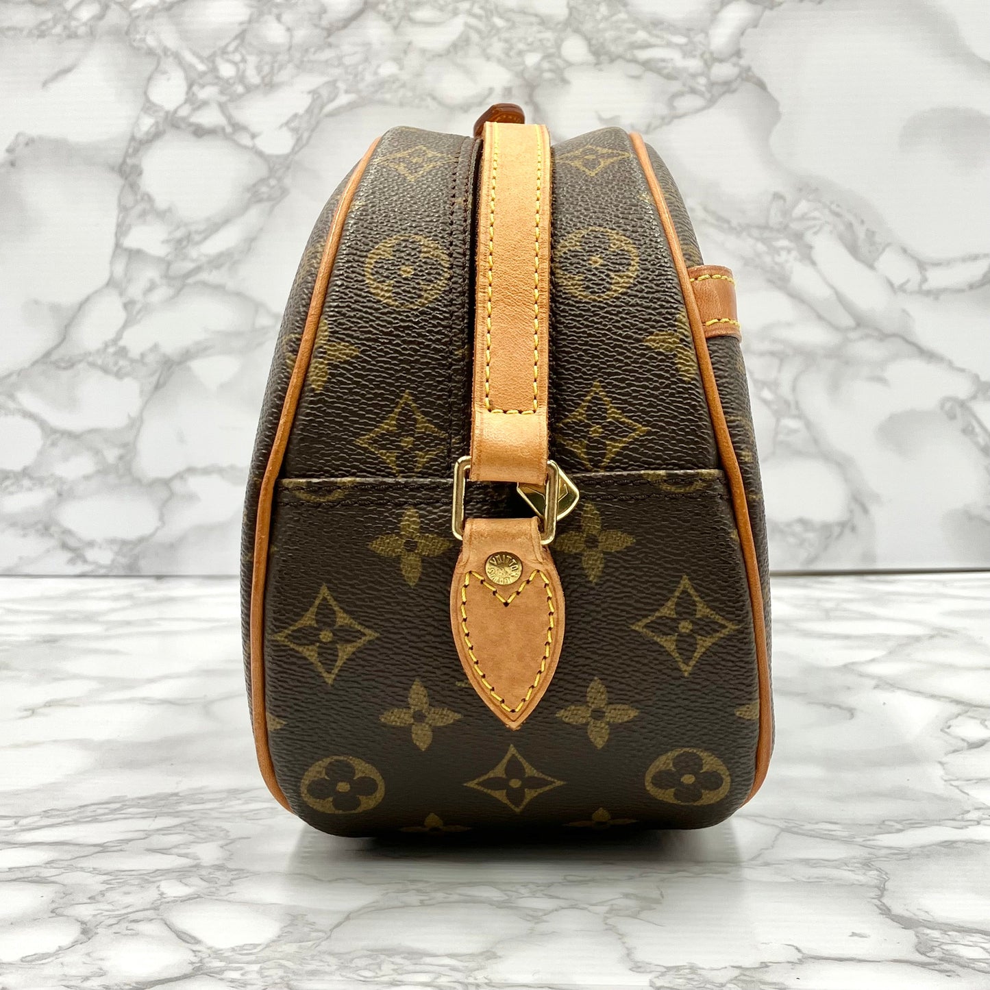 LOUIS VUITTON Monogram Blois