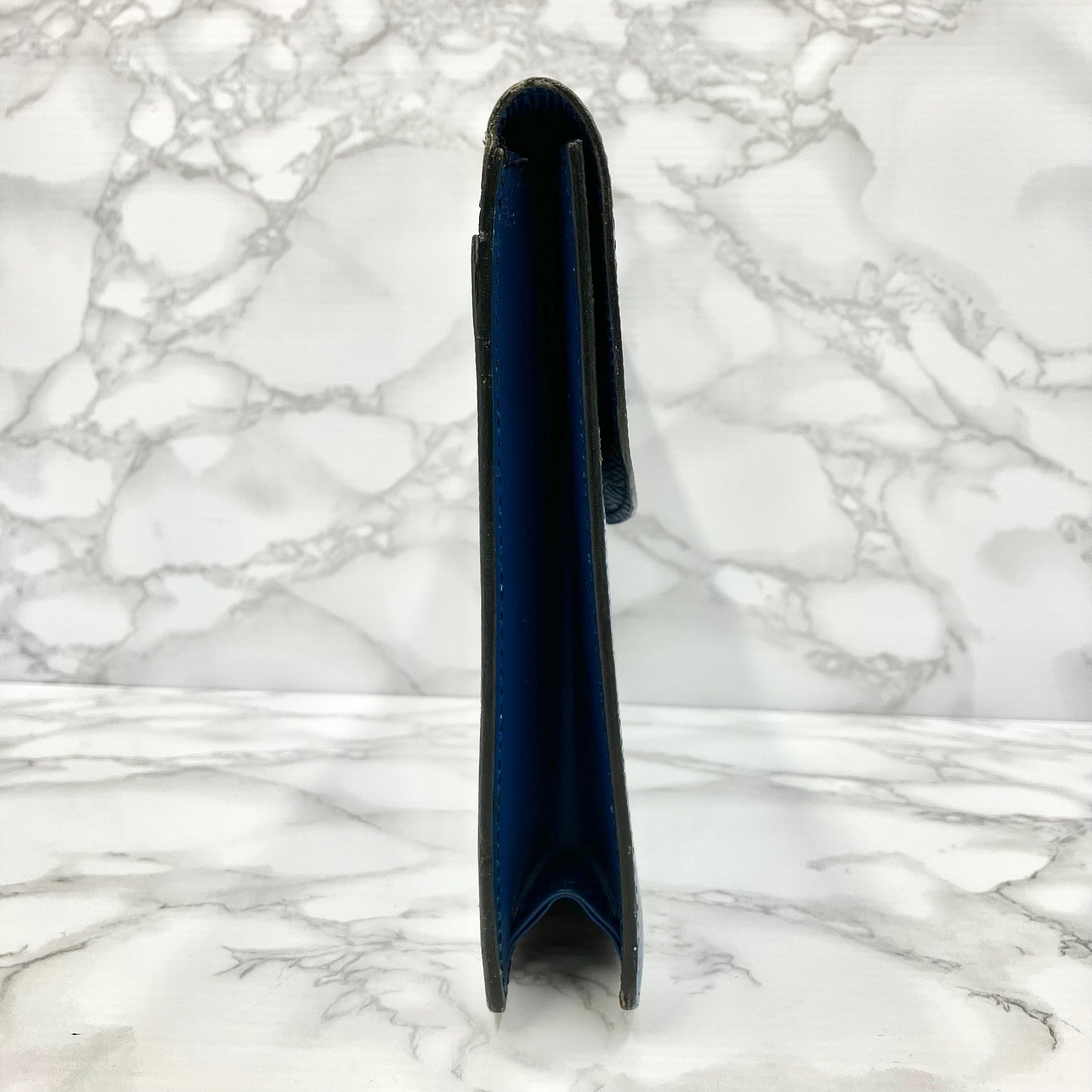 LOUIS VUITTON Epi clutch bag