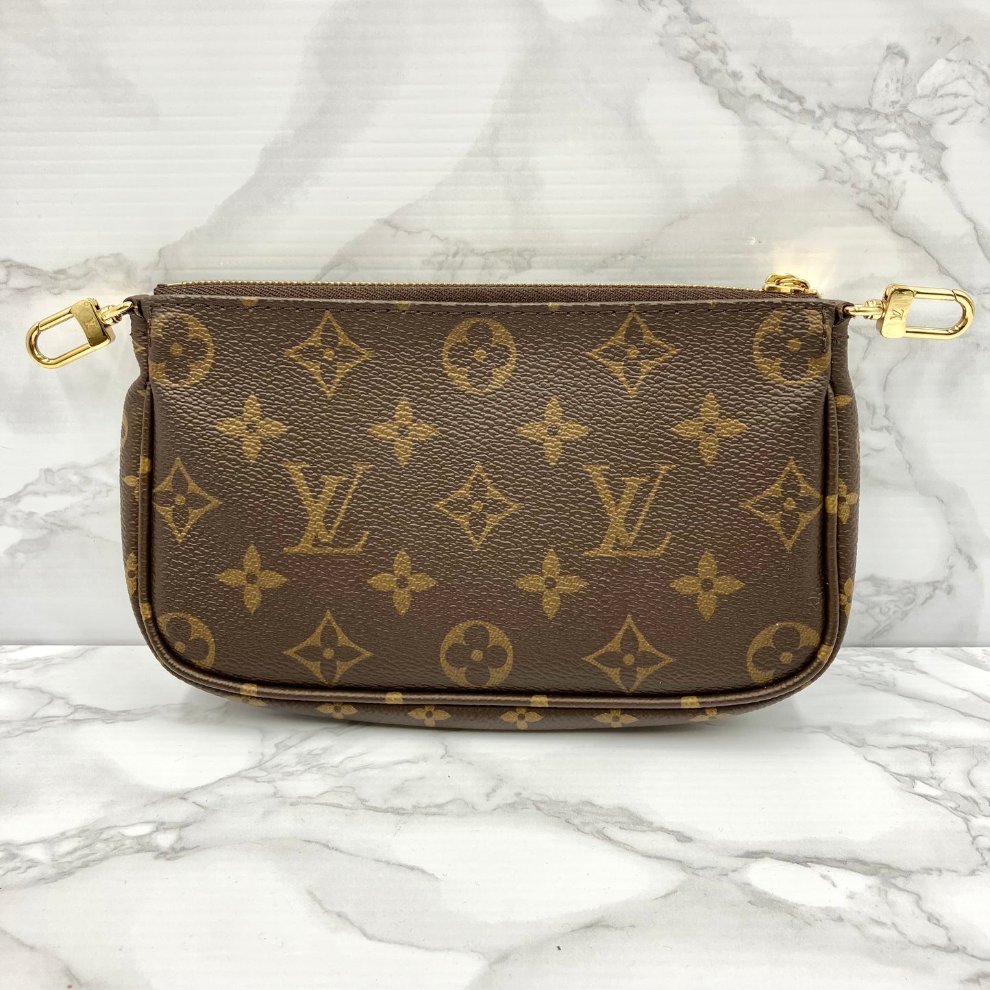 LOUIS VUITTON Monogram MÃ¼rti Pochette