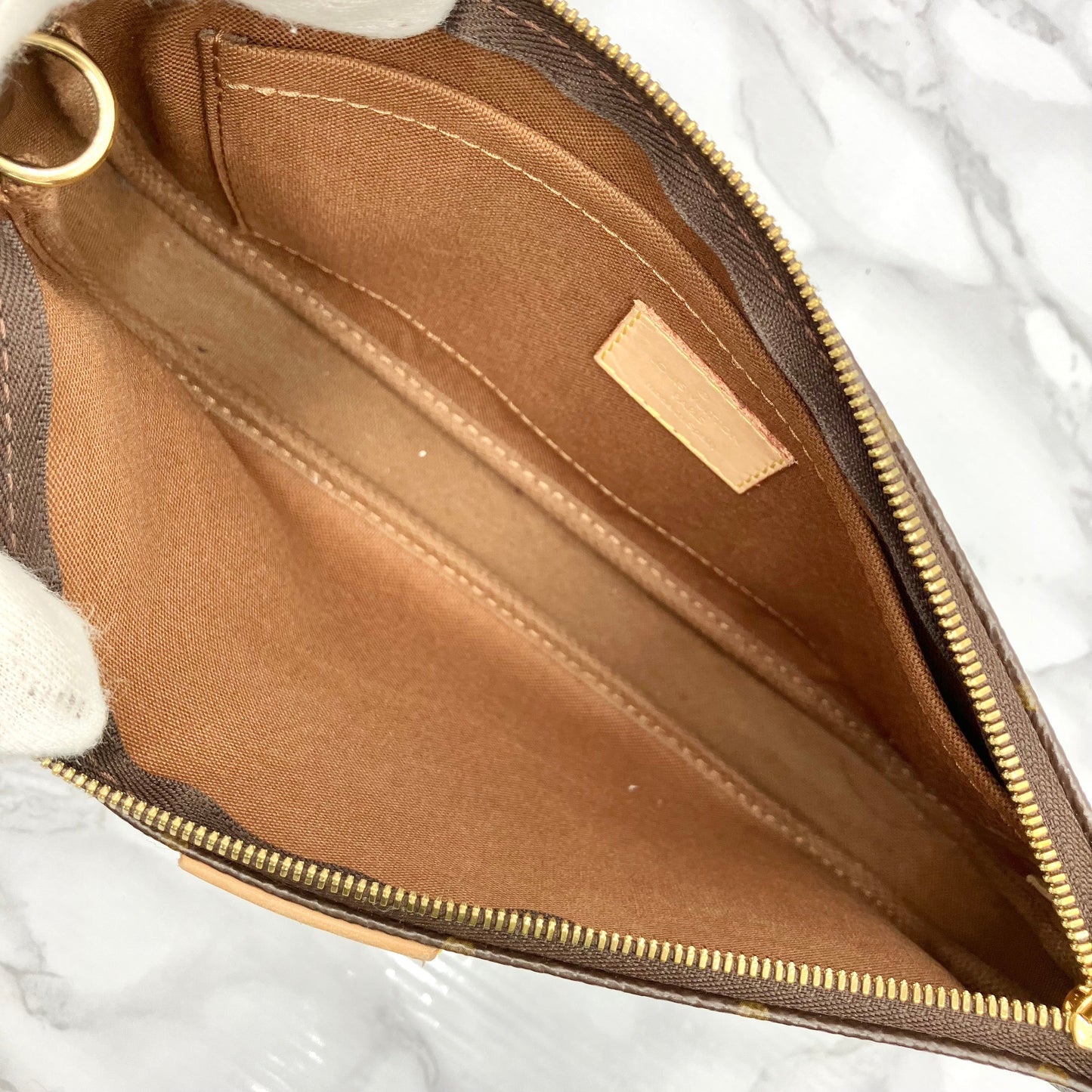 LOUIS VUITTON Monogram MÃ¼rti Pochette