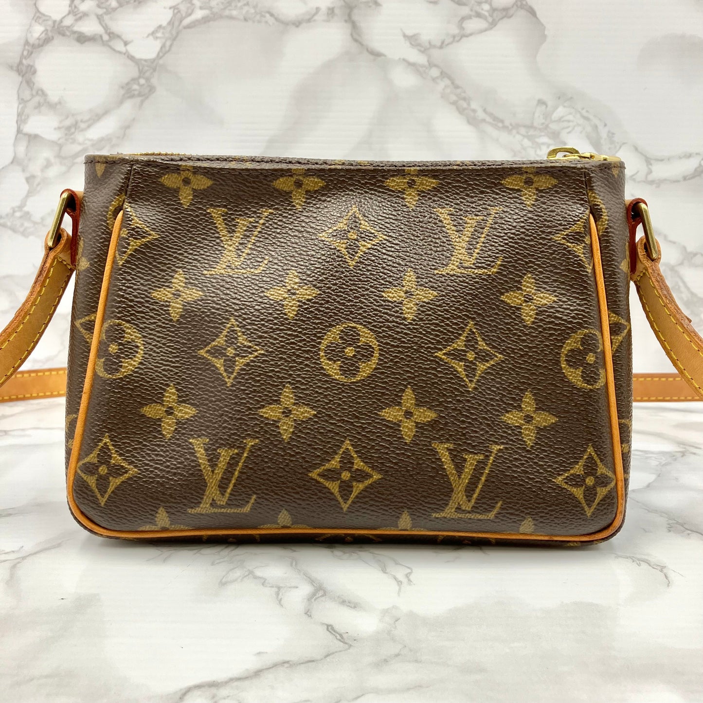 LOUIS VUITTON Monogram vivacite