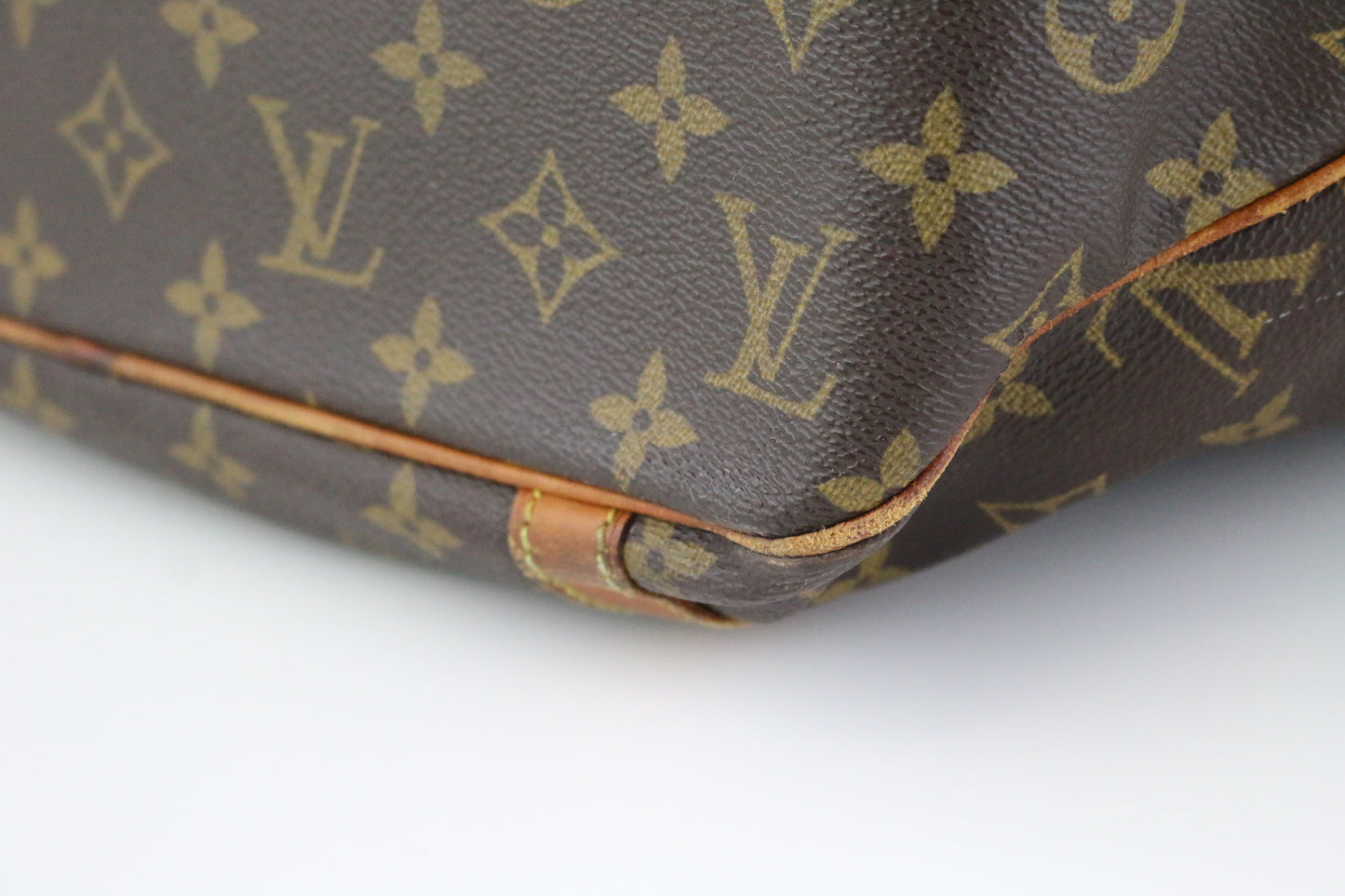 Monogram Sac Shopping Tote