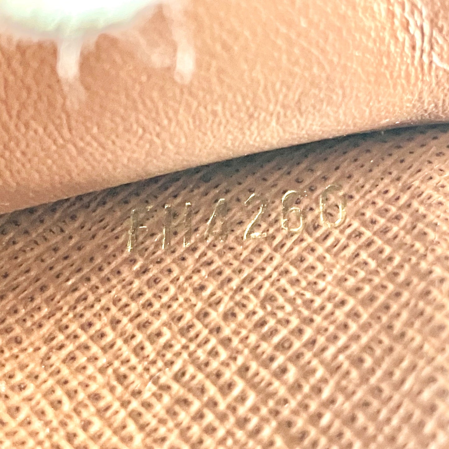 LOUIS VUITTON Monogram Victorine