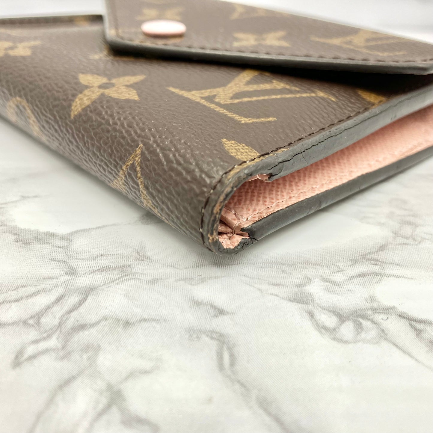 LOUIS VUITTON Monogram victorine