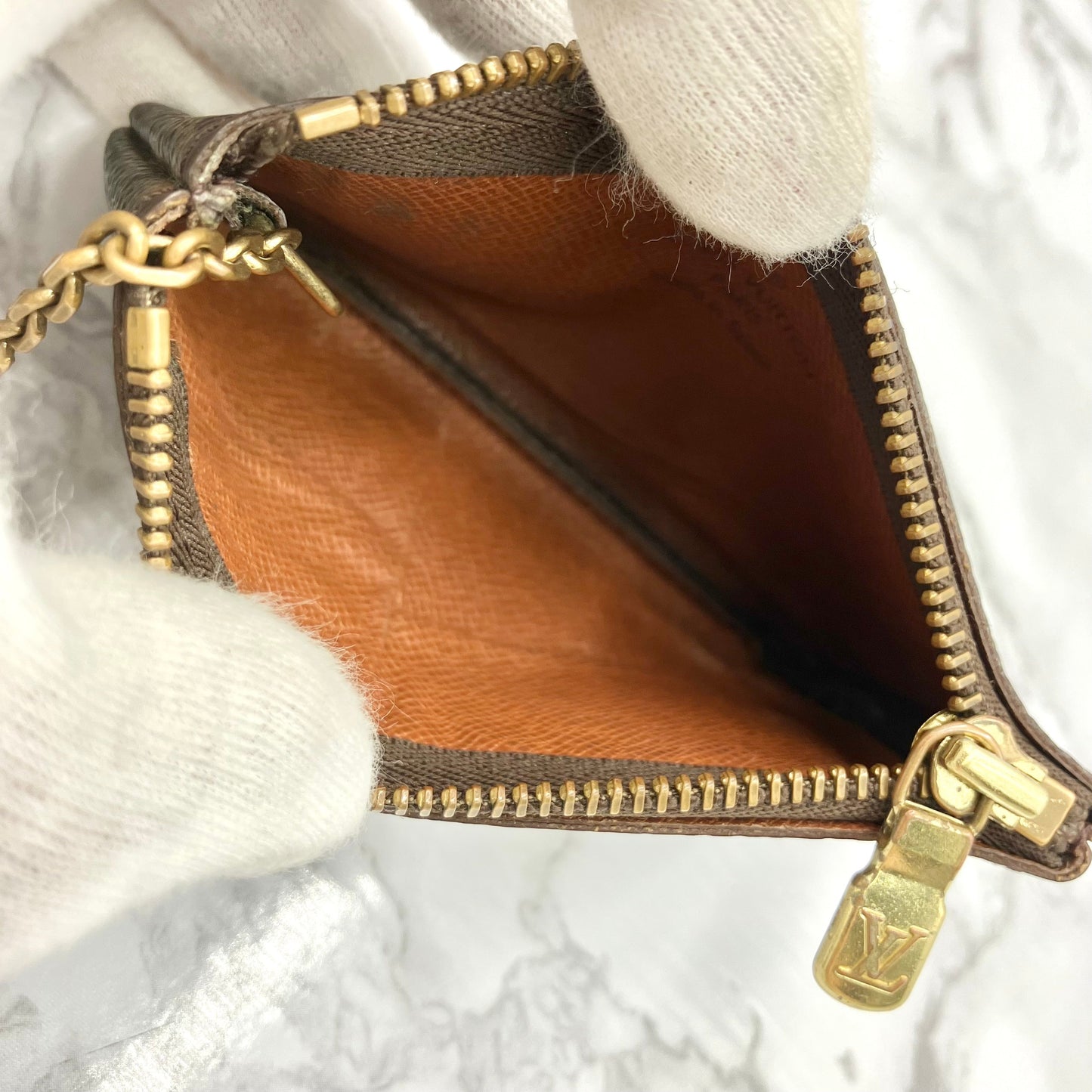 LUIS VUITTON Monogram Pochette ClÃ©