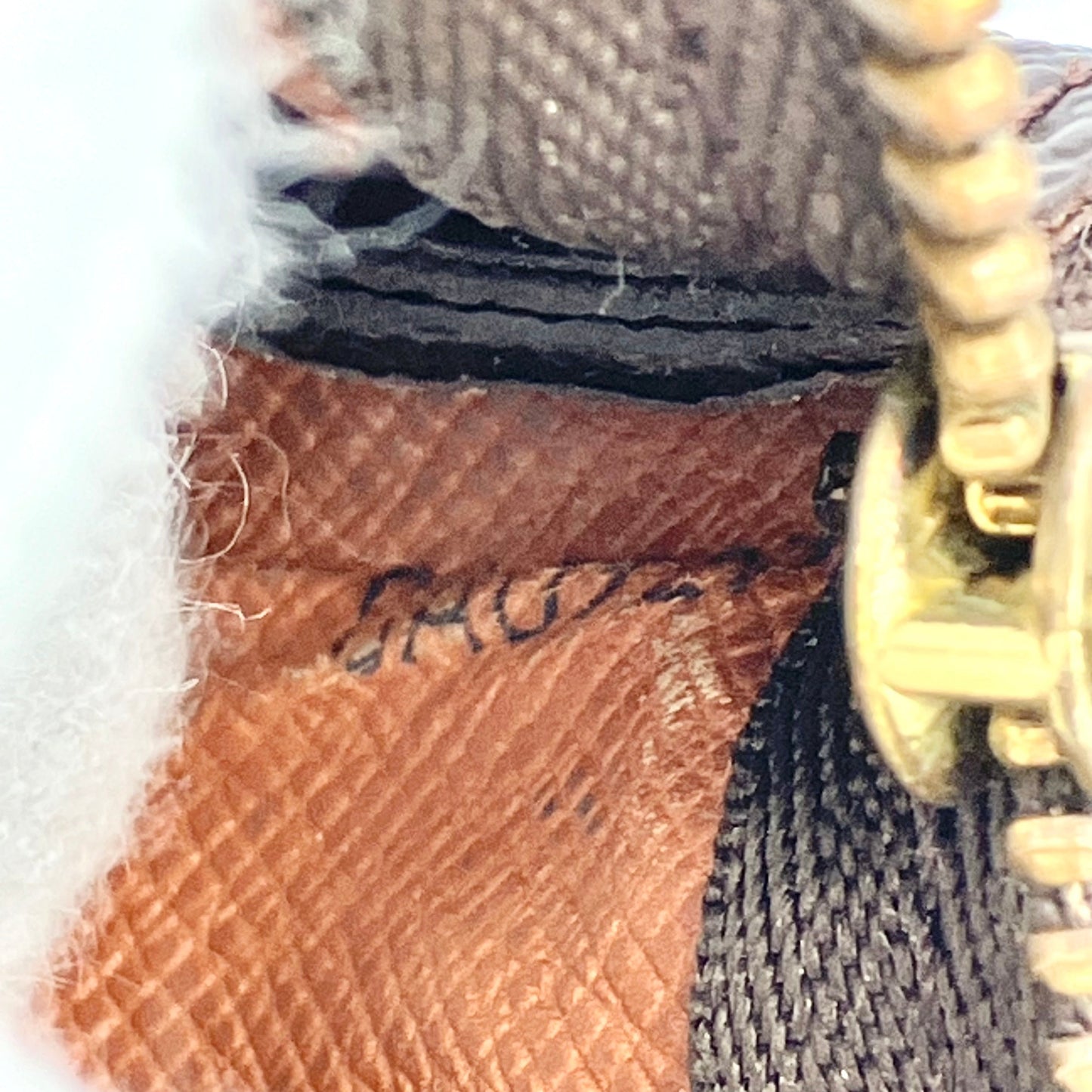 LUIS VUITTON Monogram Pochette ClÃ©