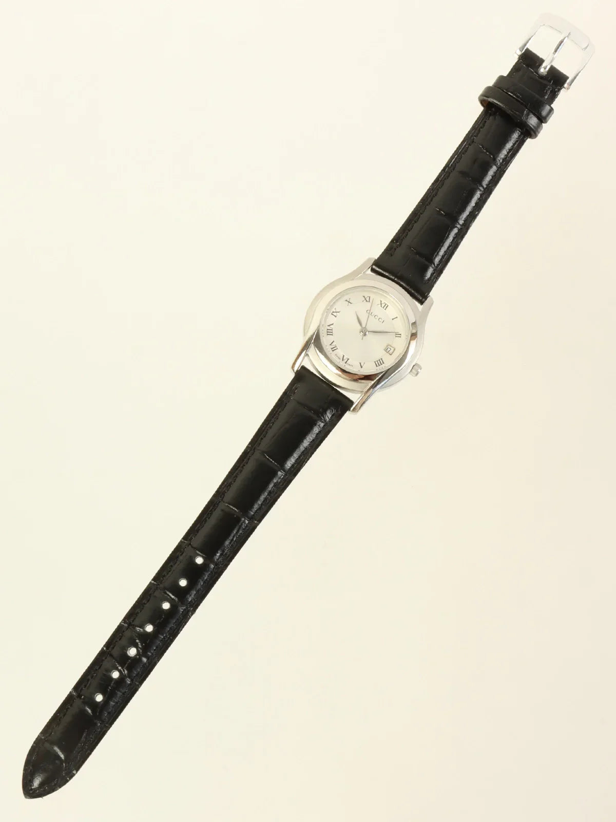 GUCCI Round Logo Face Warch Silver/Black