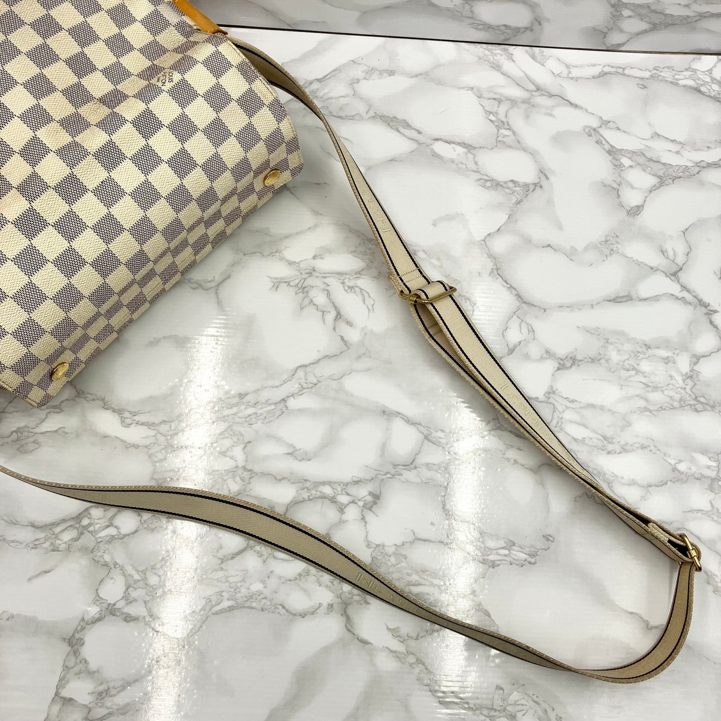 LOUIS VUITTON Azul Naviglio